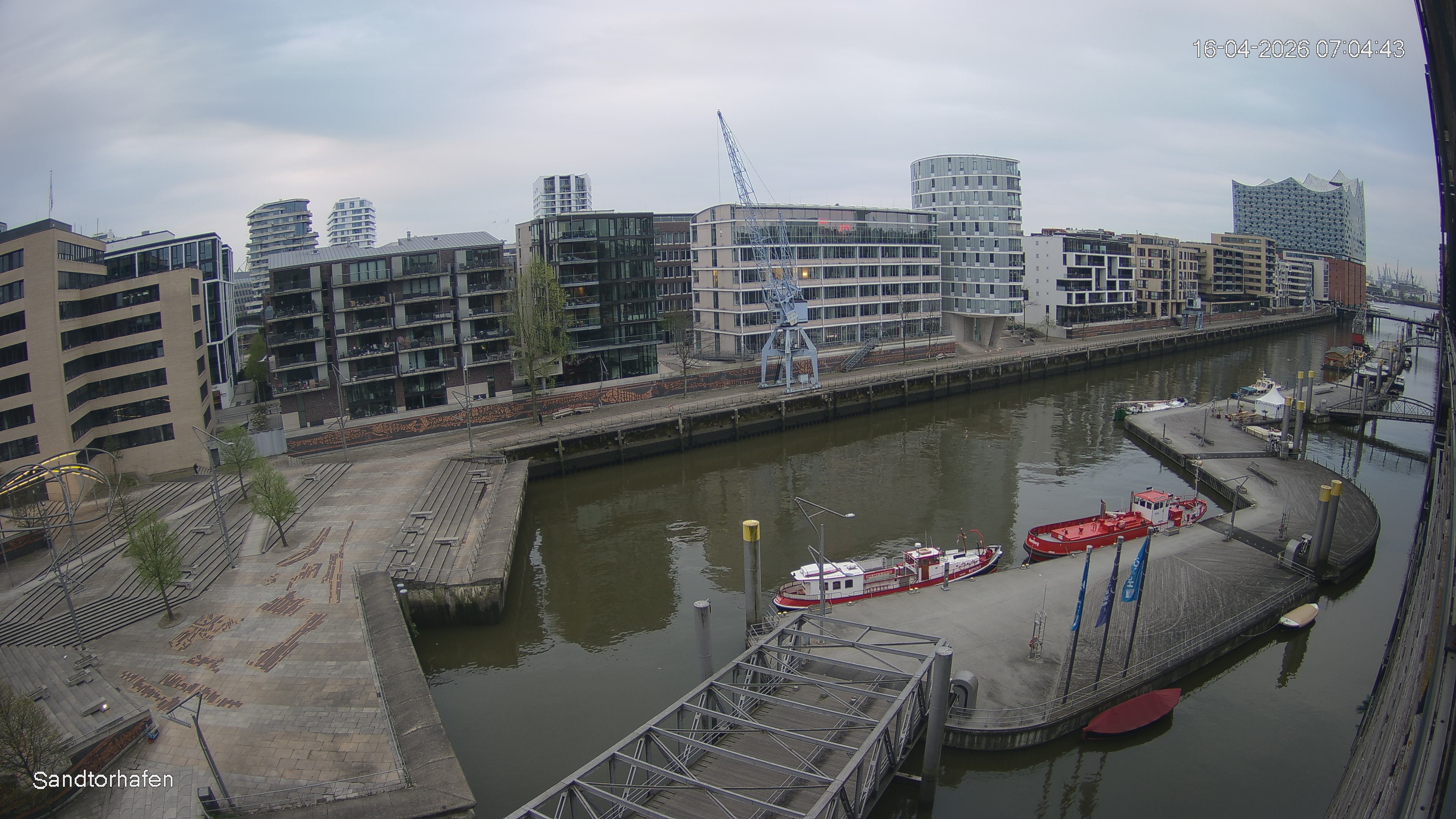 Archiv Foto Webcam Hamburg: HafenCity und Elbphilharmonie