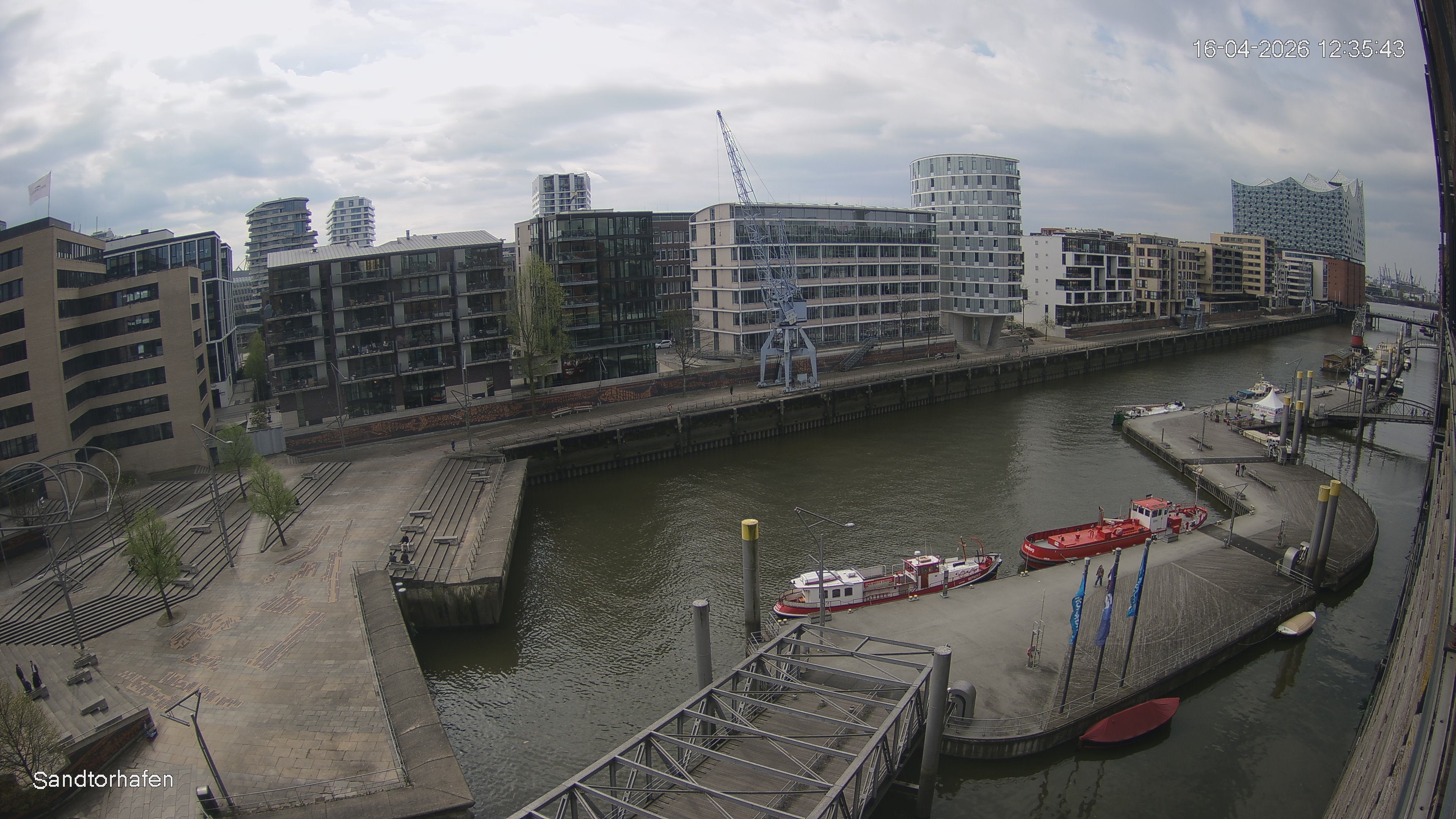 Archiv Foto Webcam Hamburg: HafenCity und Elbphilharmonie