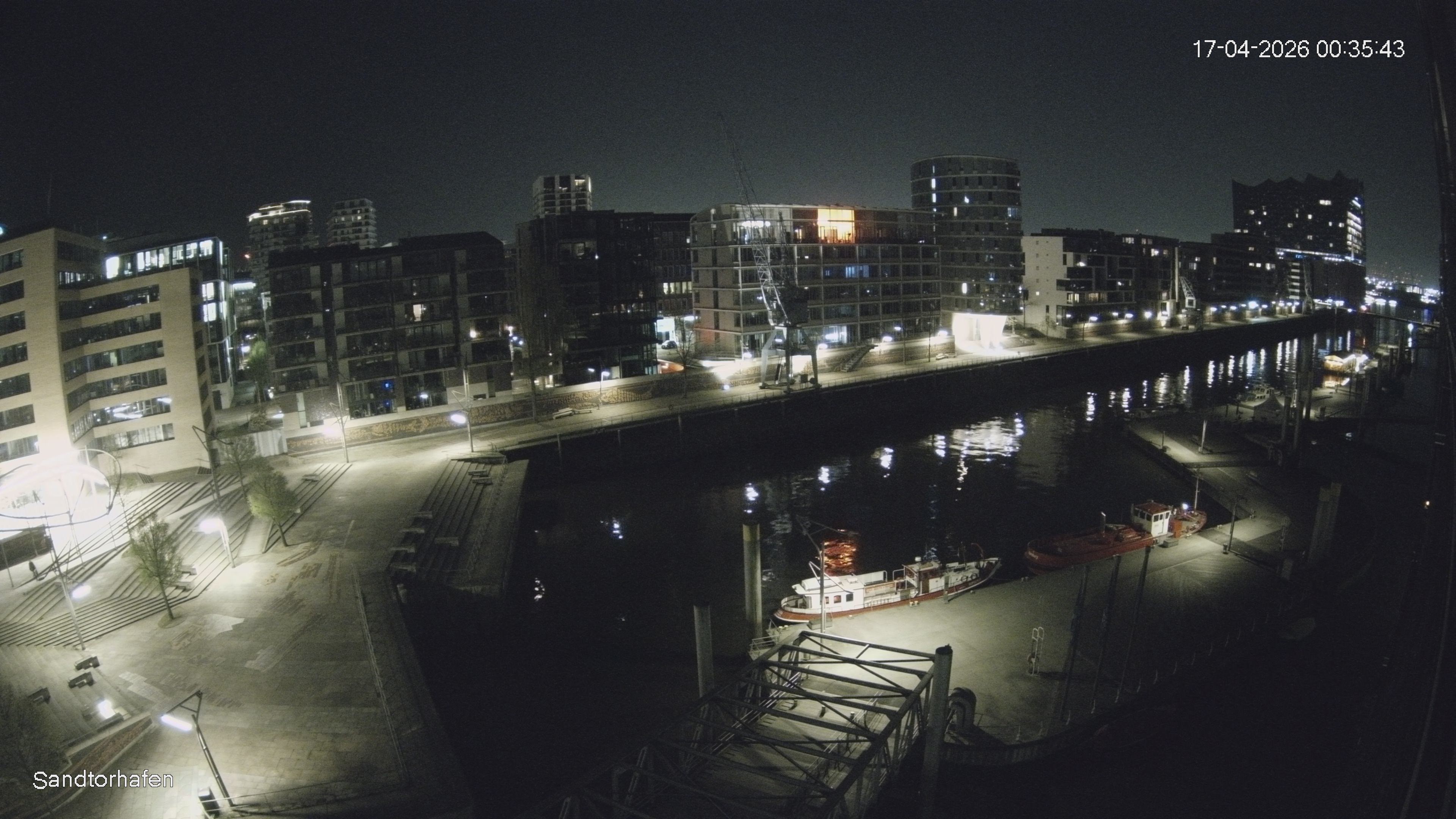 Archived image Webcam Harbour Hall Hamburg