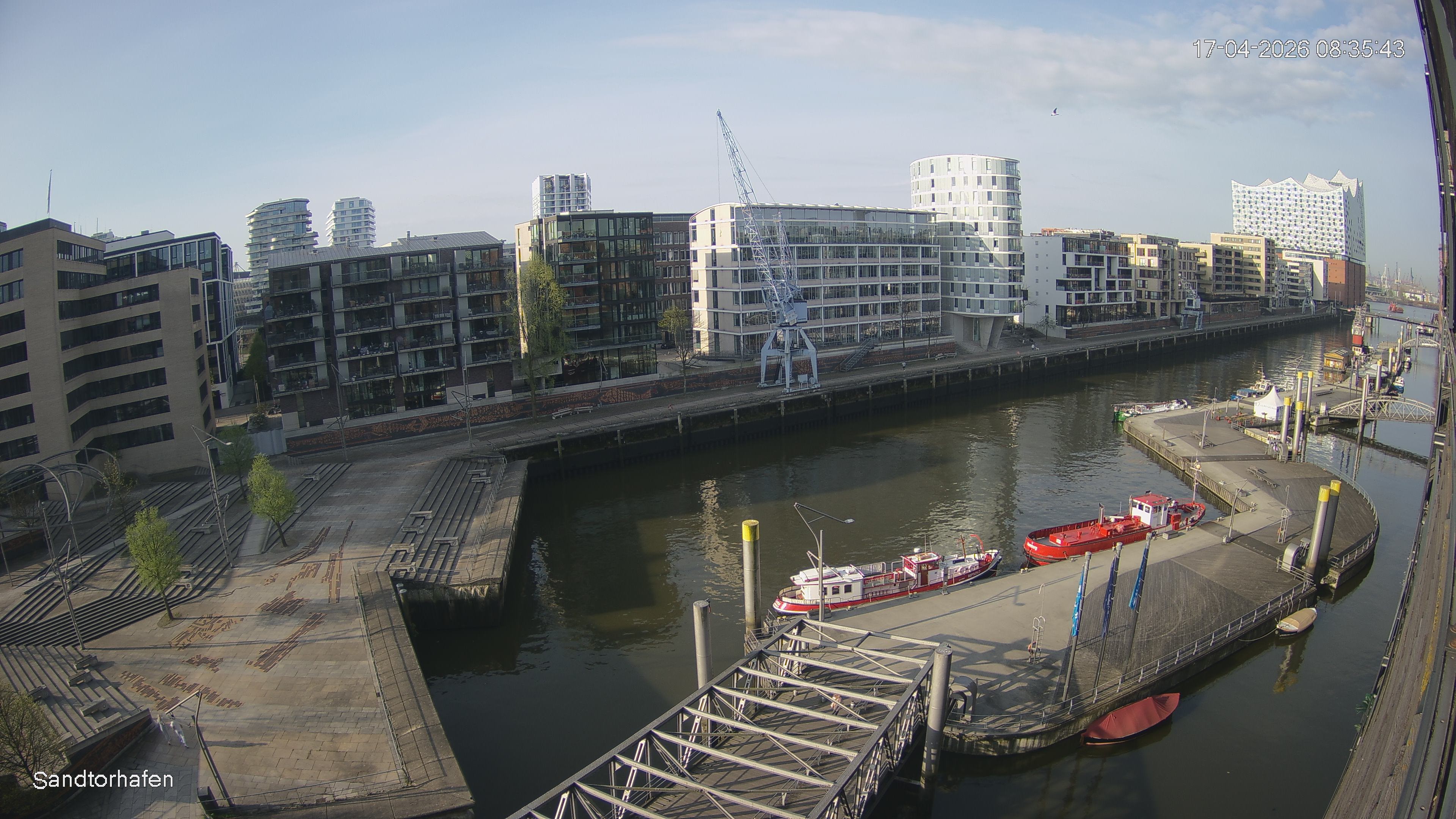 Archived image Webcam Harbour Hall Hamburg