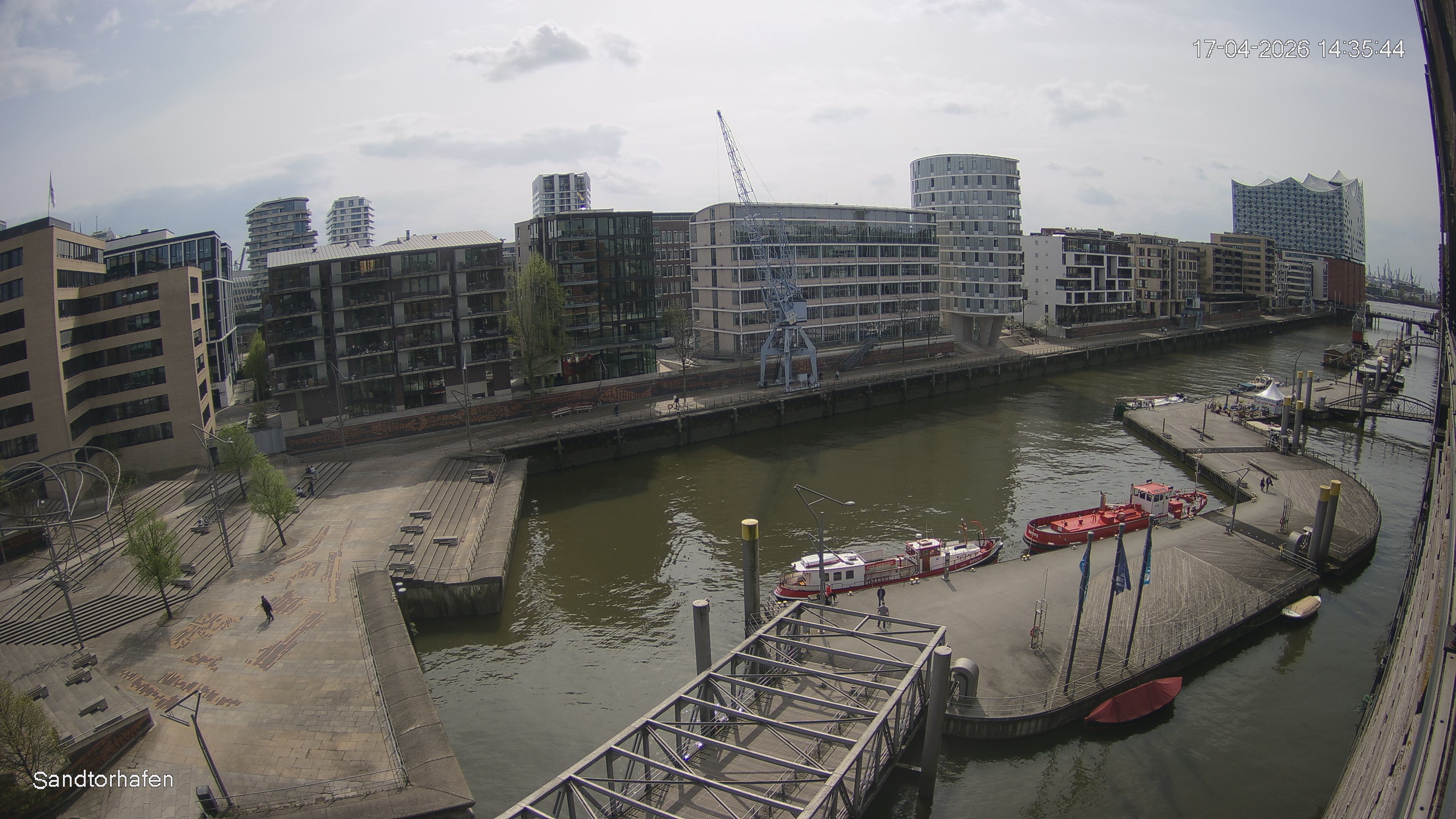 Archived image Webcam Harbour Hall Hamburg