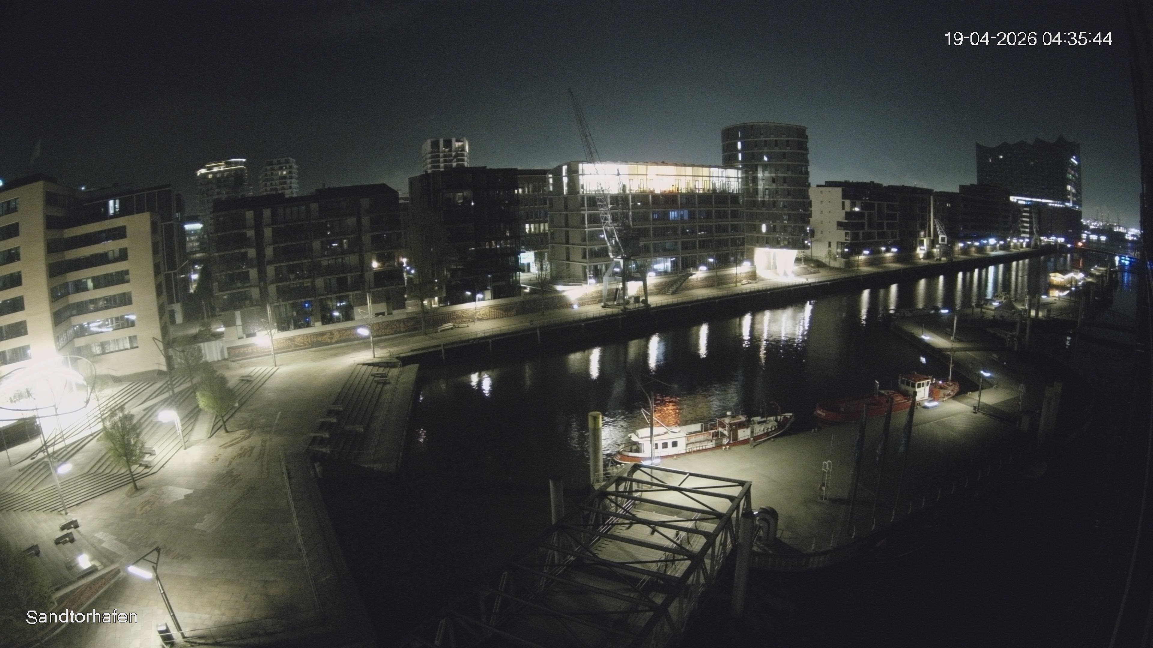 Archiv Foto Webcam Hamburg: HafenCity und Elbphilharmonie