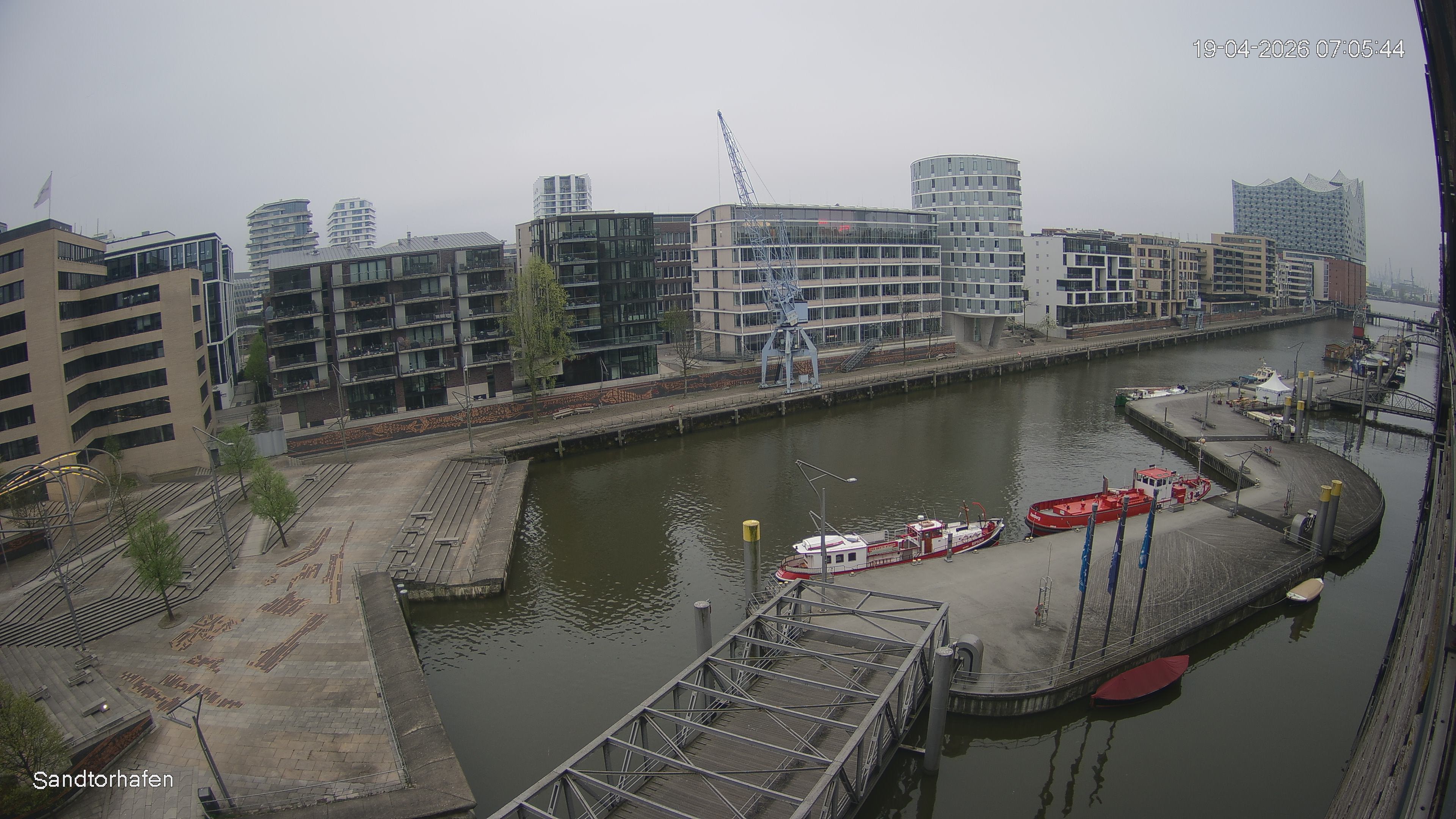 Archiv Foto Webcam Hamburg: HafenCity und Elbphilharmonie