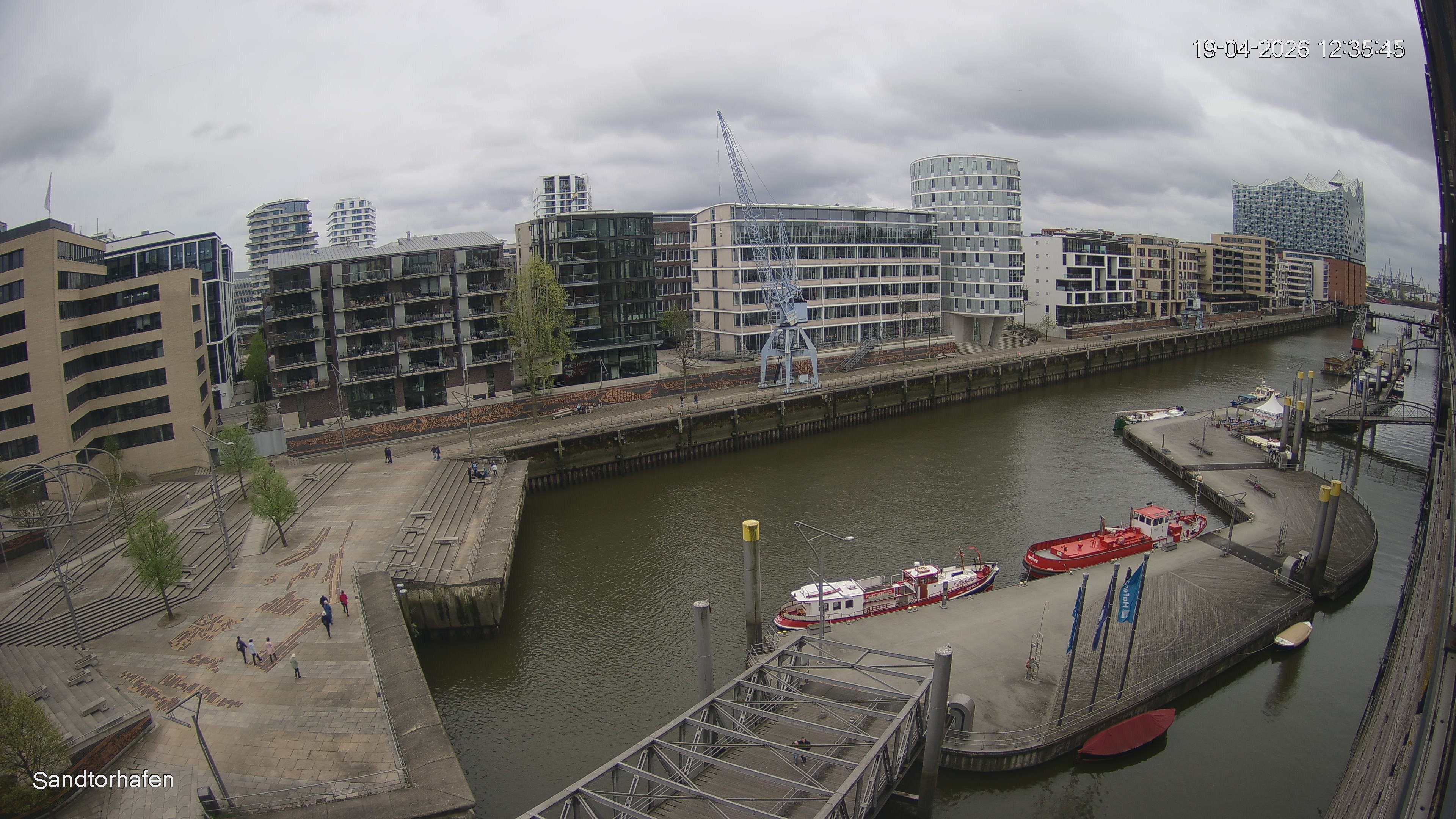 Archiv Foto Webcam Hamburg: HafenCity und Elbphilharmonie