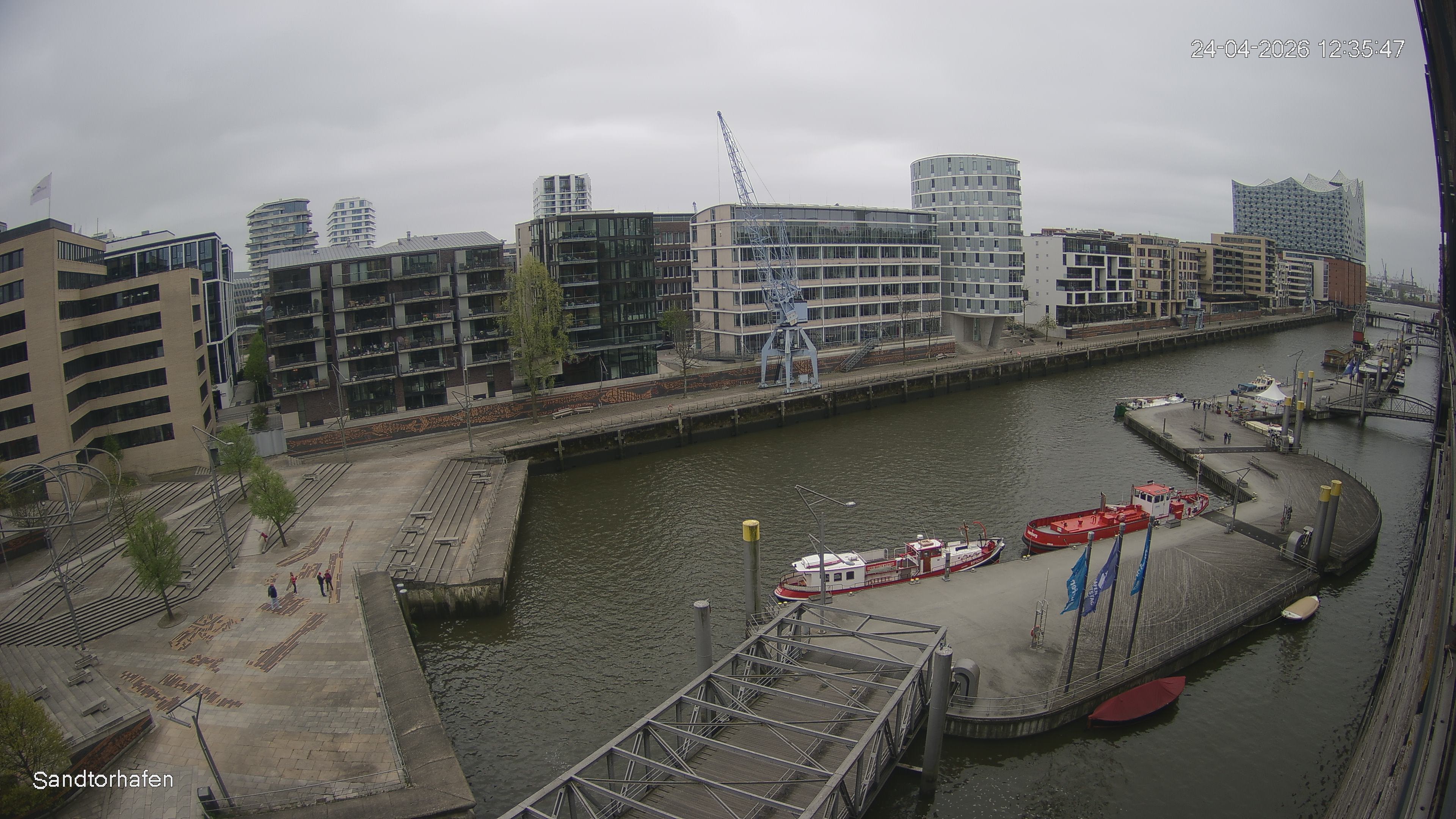 Archiv Foto Webcam Hamburg: HafenCity und Elbphilharmonie