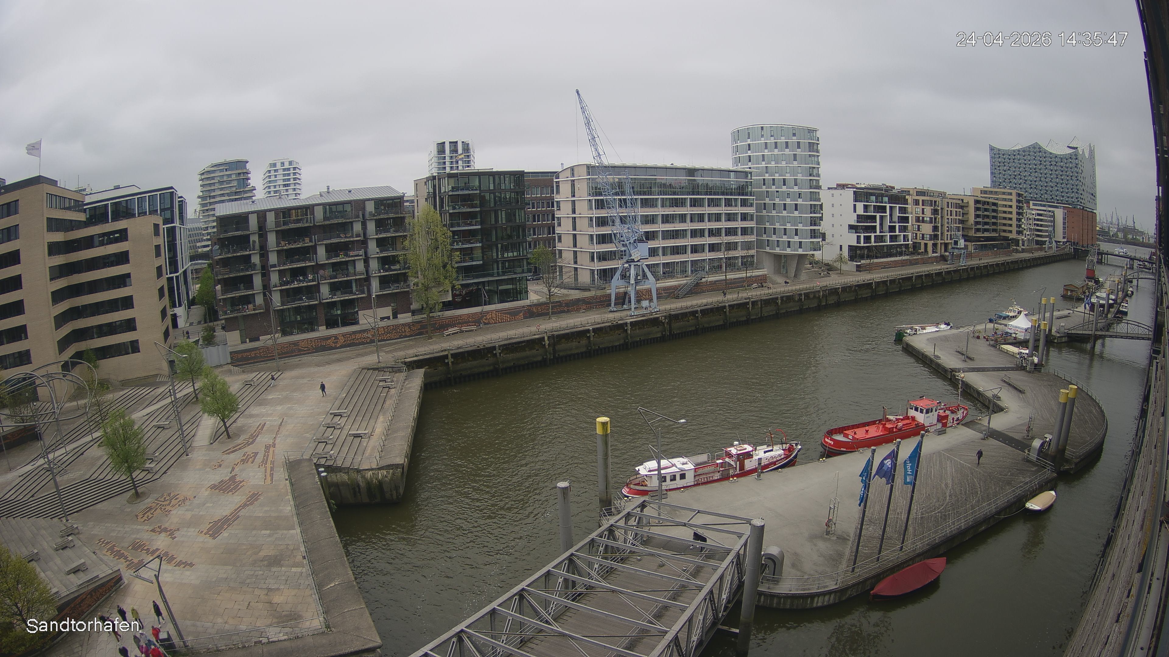Archiv Foto Webcam Hamburg: HafenCity und Elbphilharmonie