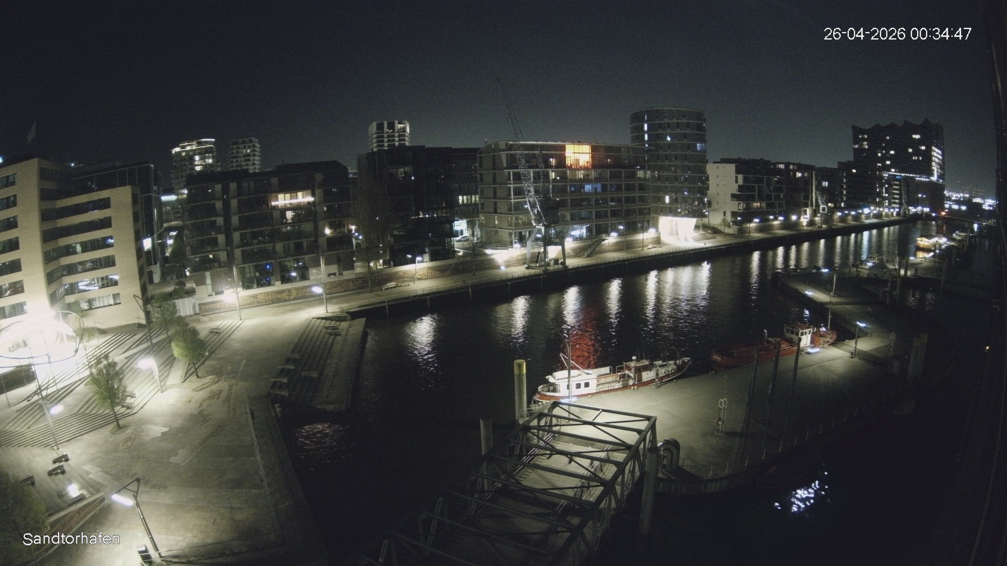 Archived image Webcam Harbour Hall Hamburg