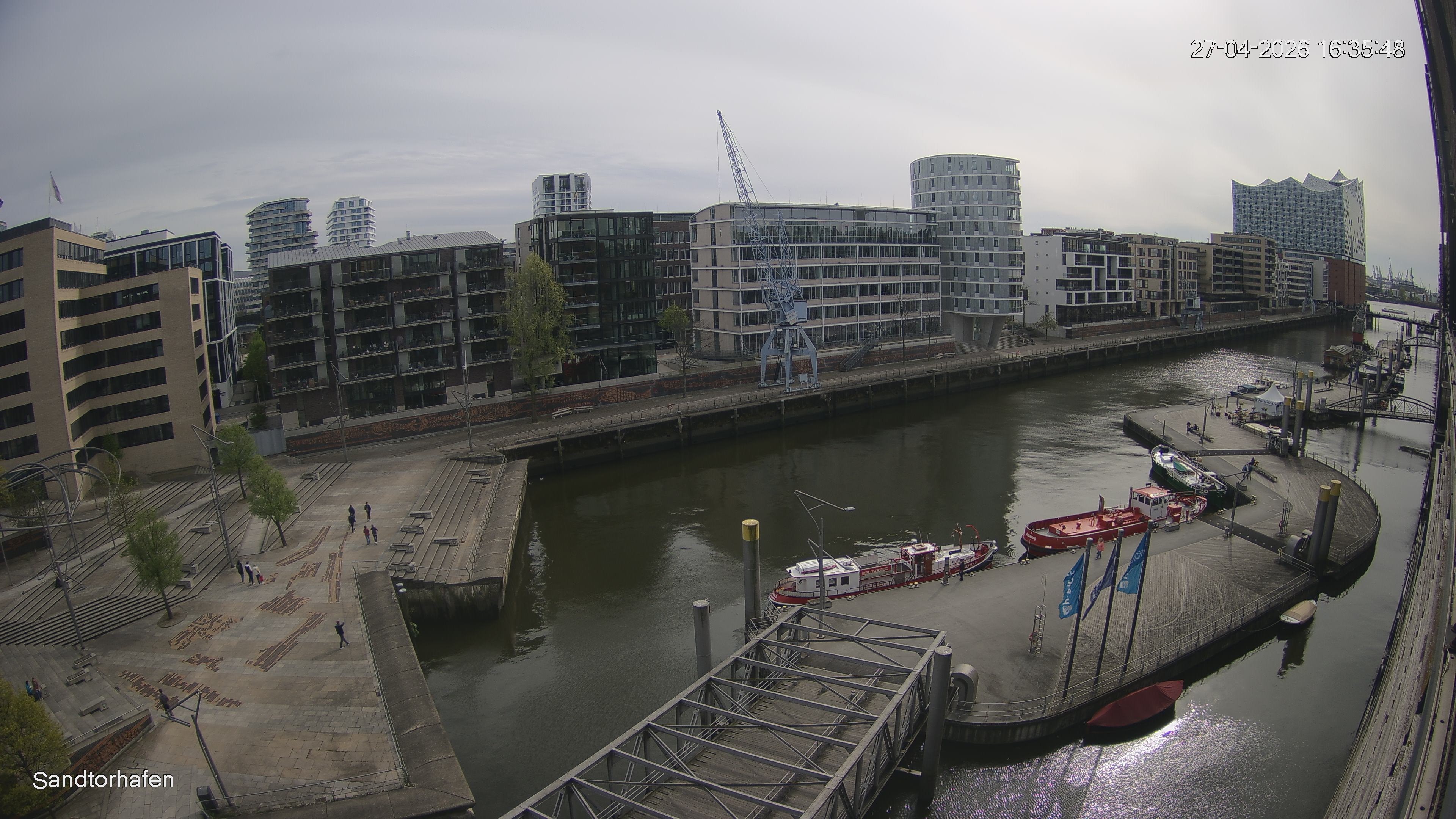 Archived image Webcam Harbour Hall Hamburg