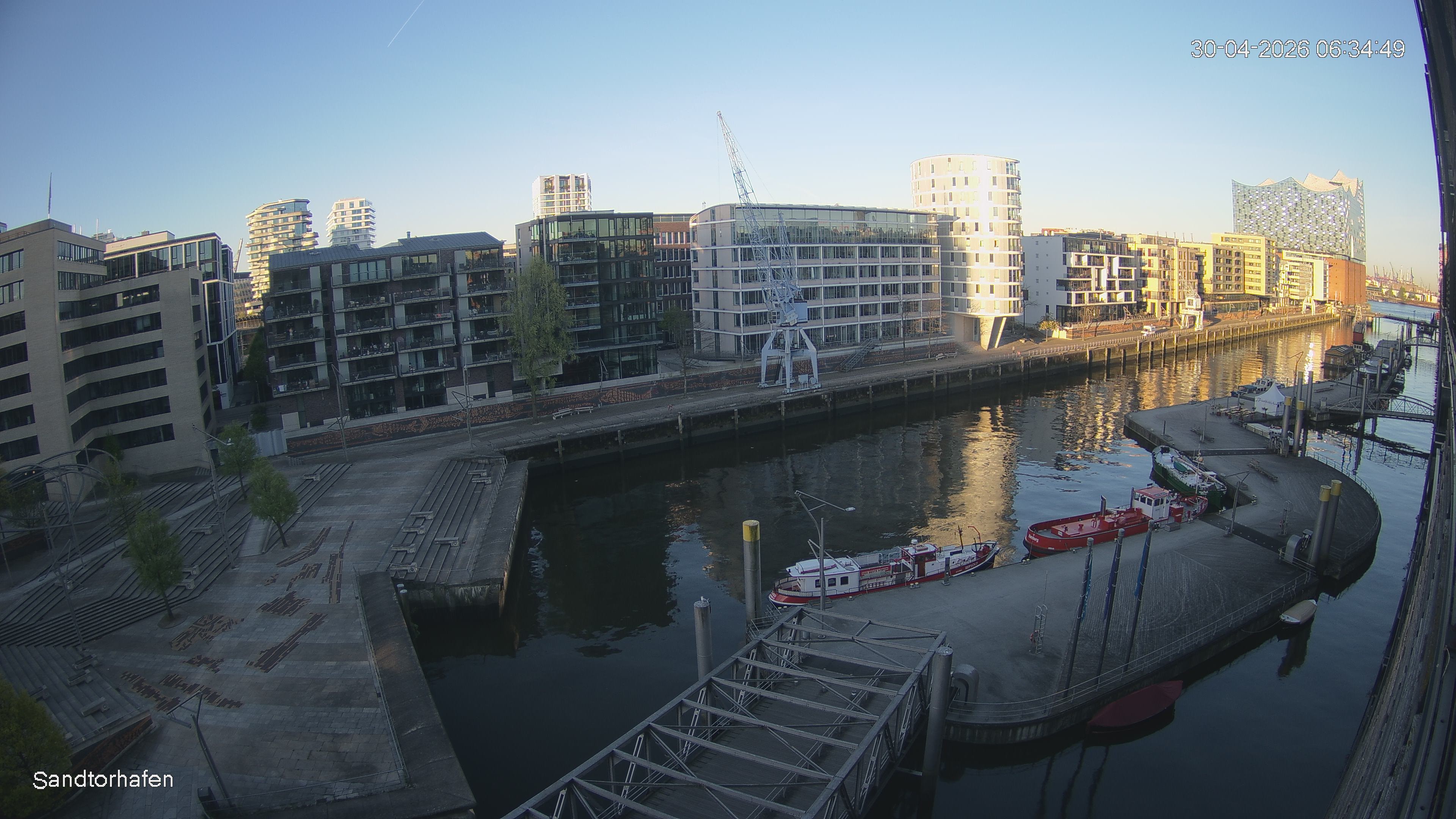 Archiv Foto Webcam Hamburg: HafenCity und Elbphilharmonie