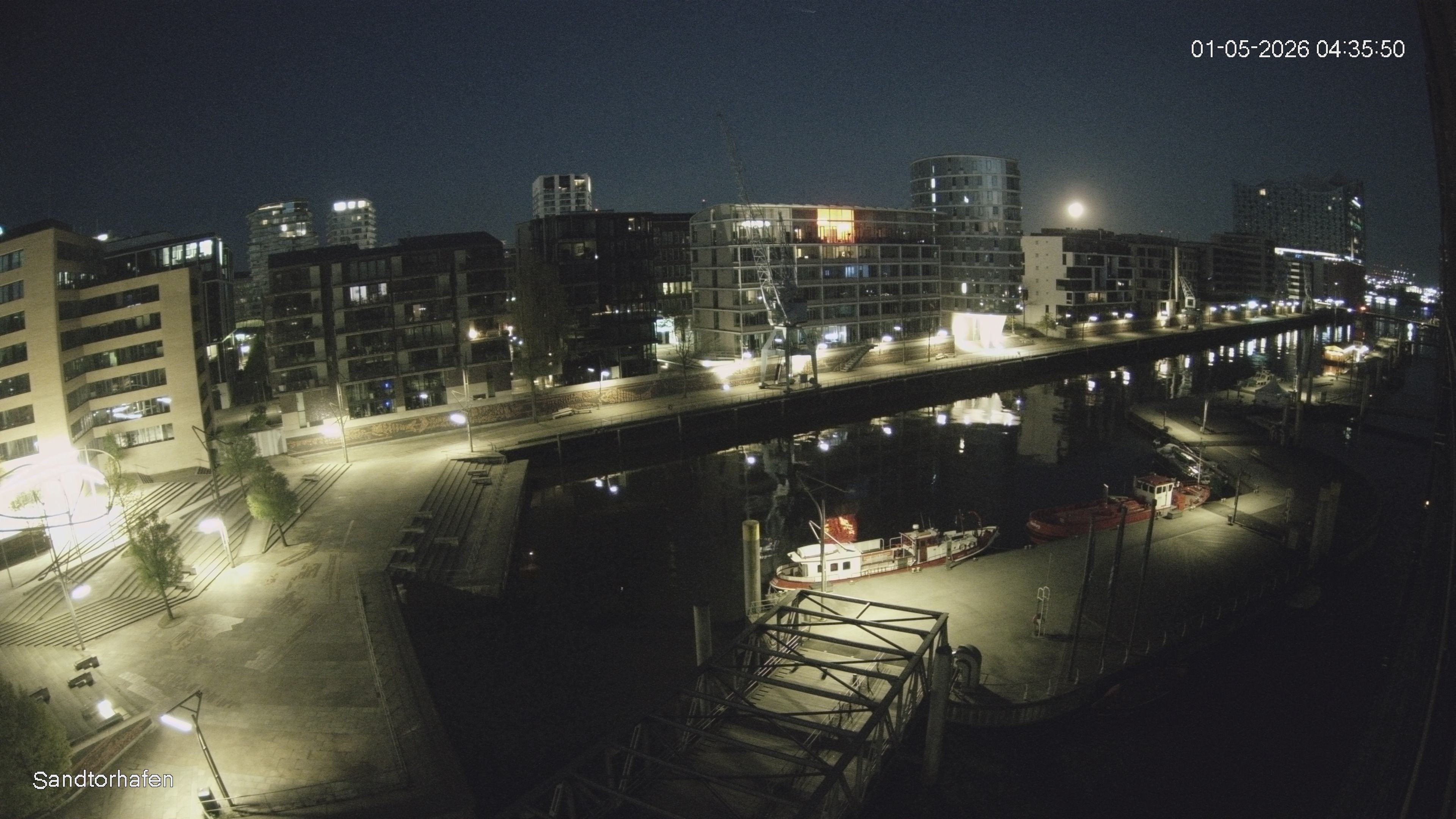 Archiv Foto Webcam Hamburg: HafenCity und Elbphilharmonie