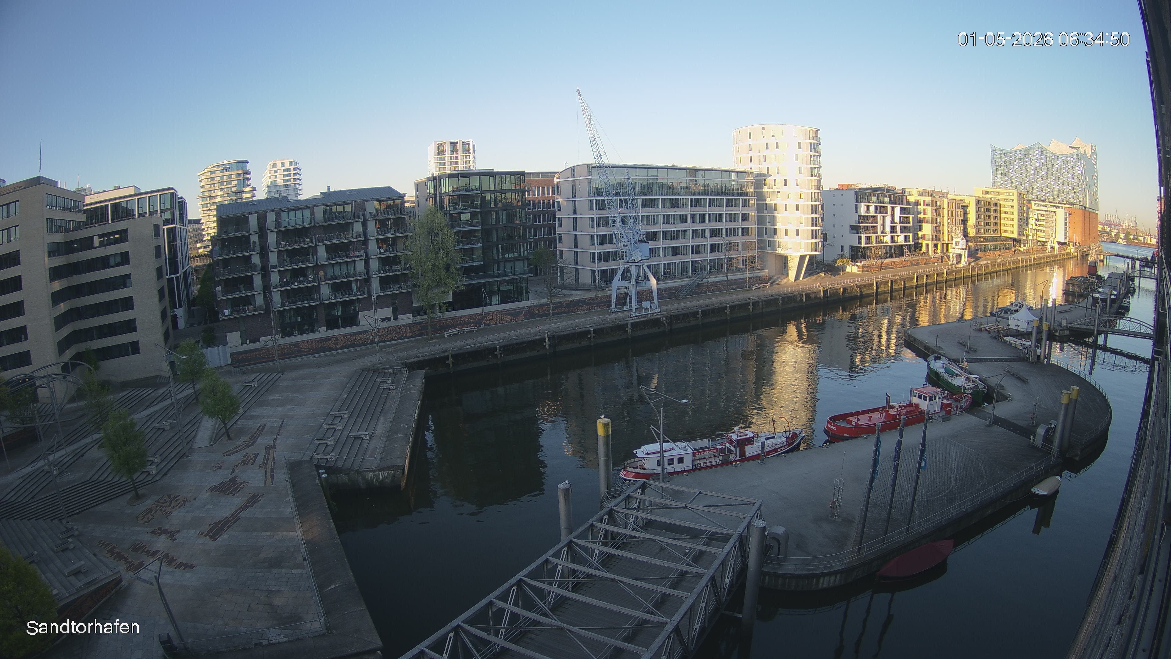 Archiv Foto Webcam Hamburg: HafenCity und Elbphilharmonie