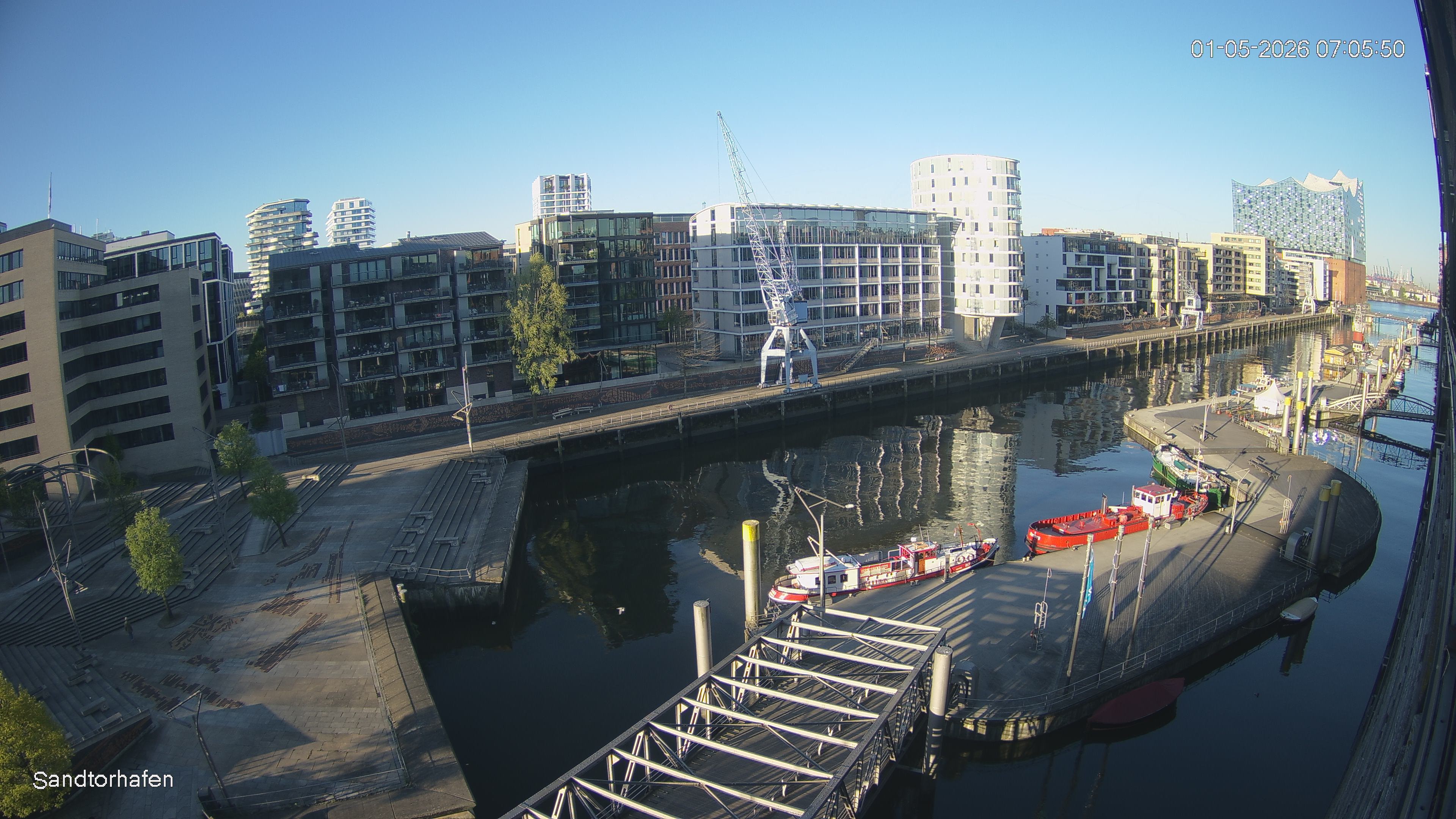 Archiv Foto Webcam Hamburg: HafenCity und Elbphilharmonie