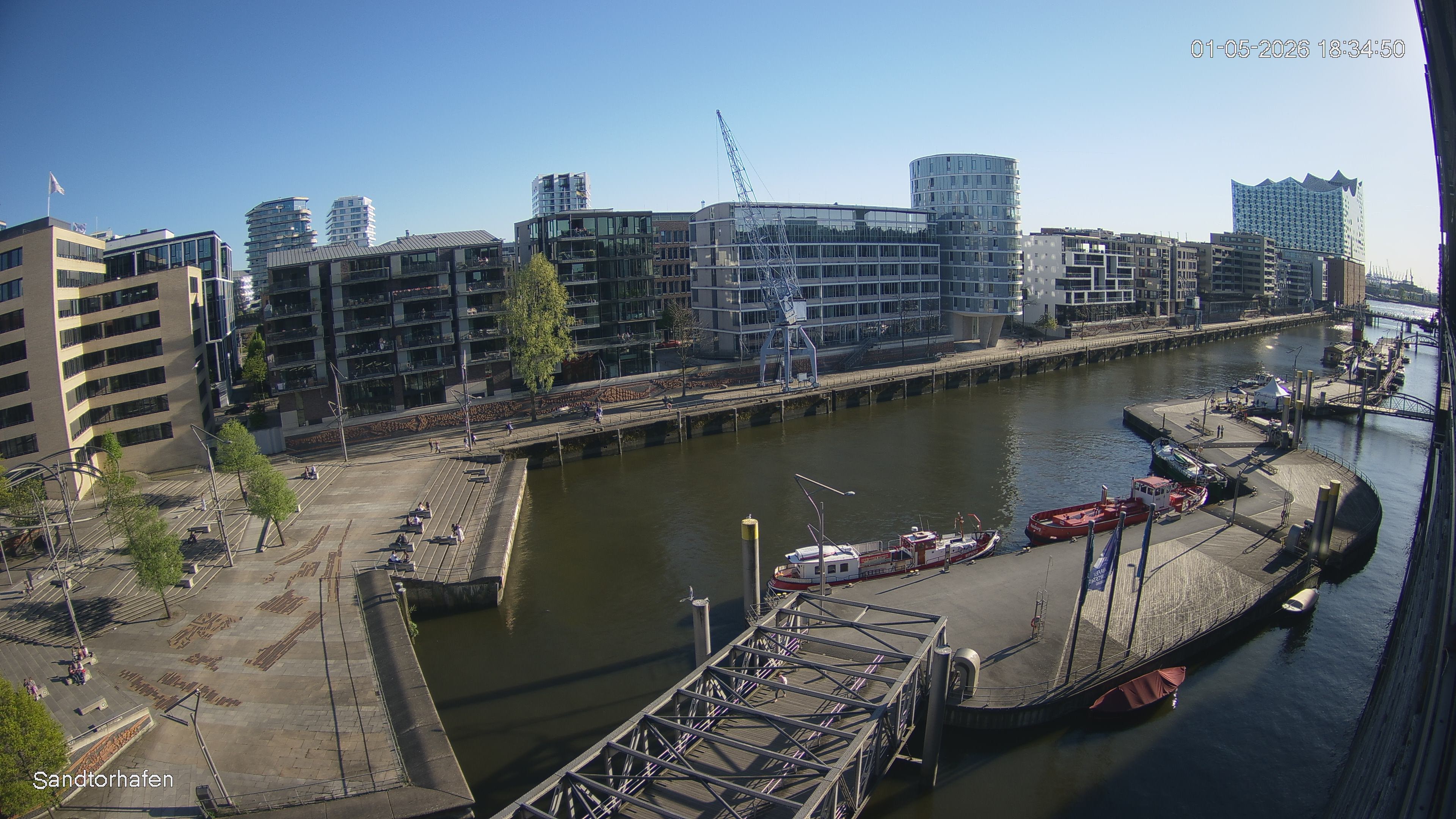 Archived image Webcam Harbour Hall Hamburg