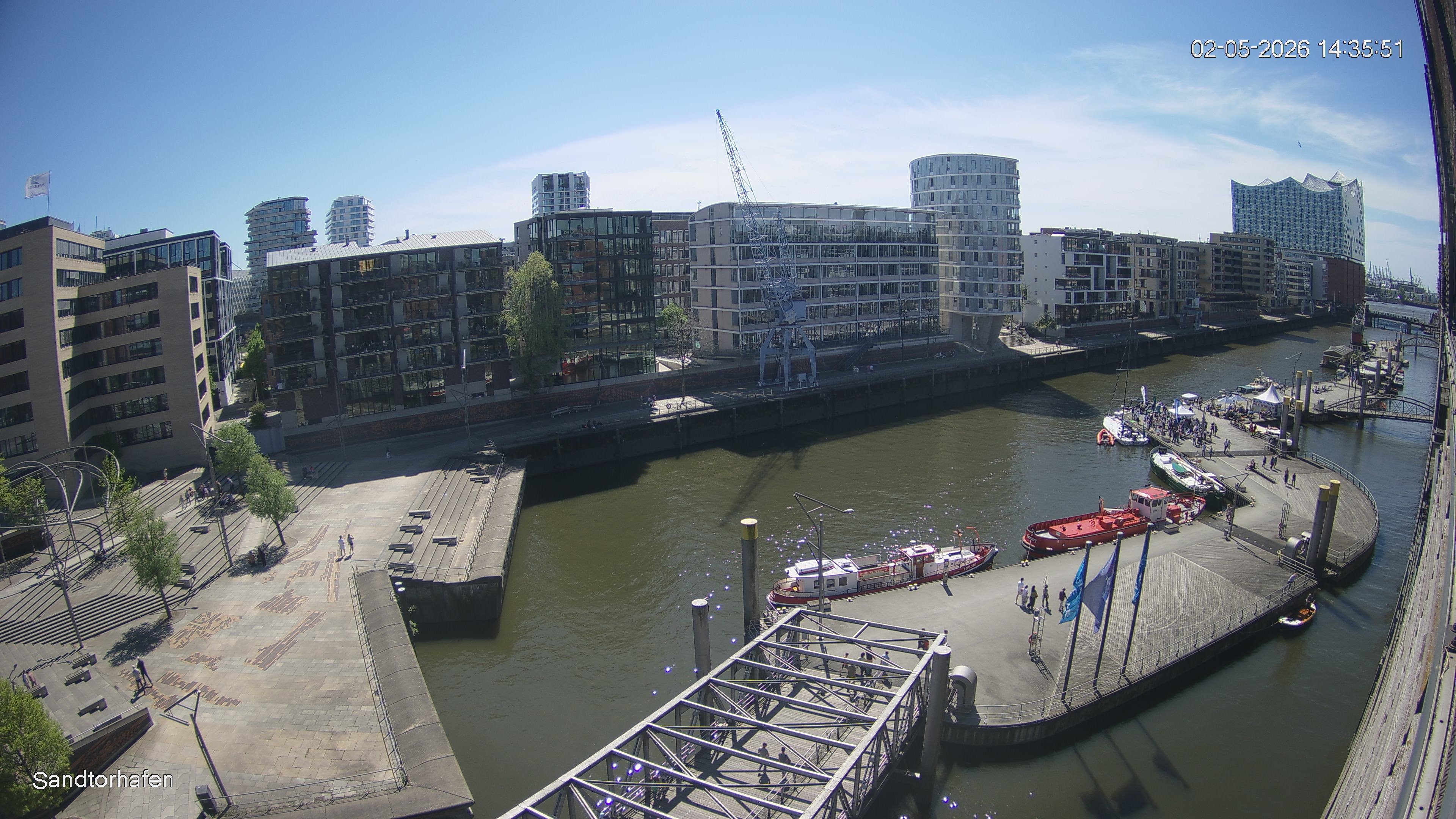 Archived image Webcam Harbour Hall Hamburg