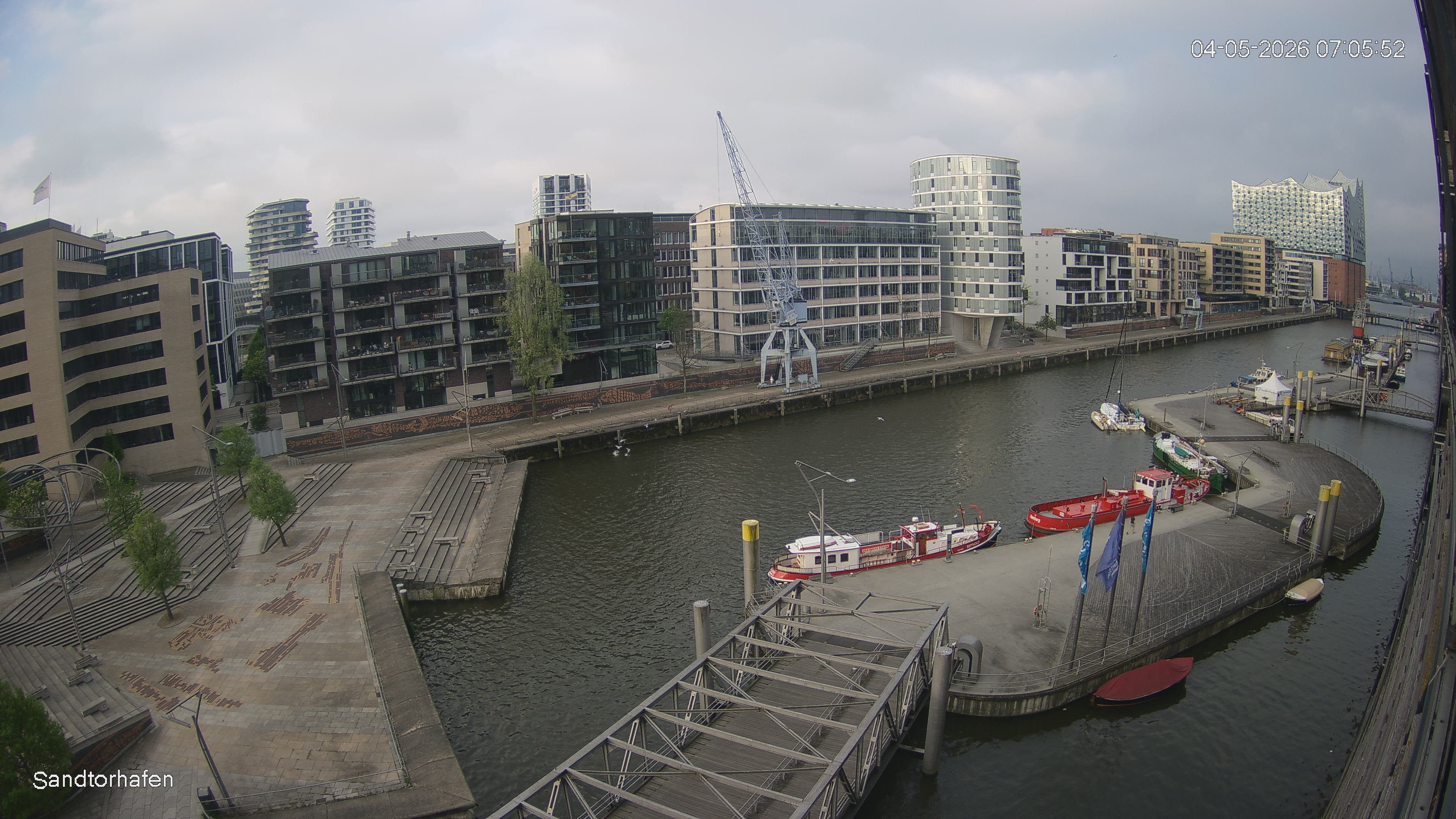 Archiv Foto Webcam Hamburg: HafenCity und Elbphilharmonie
