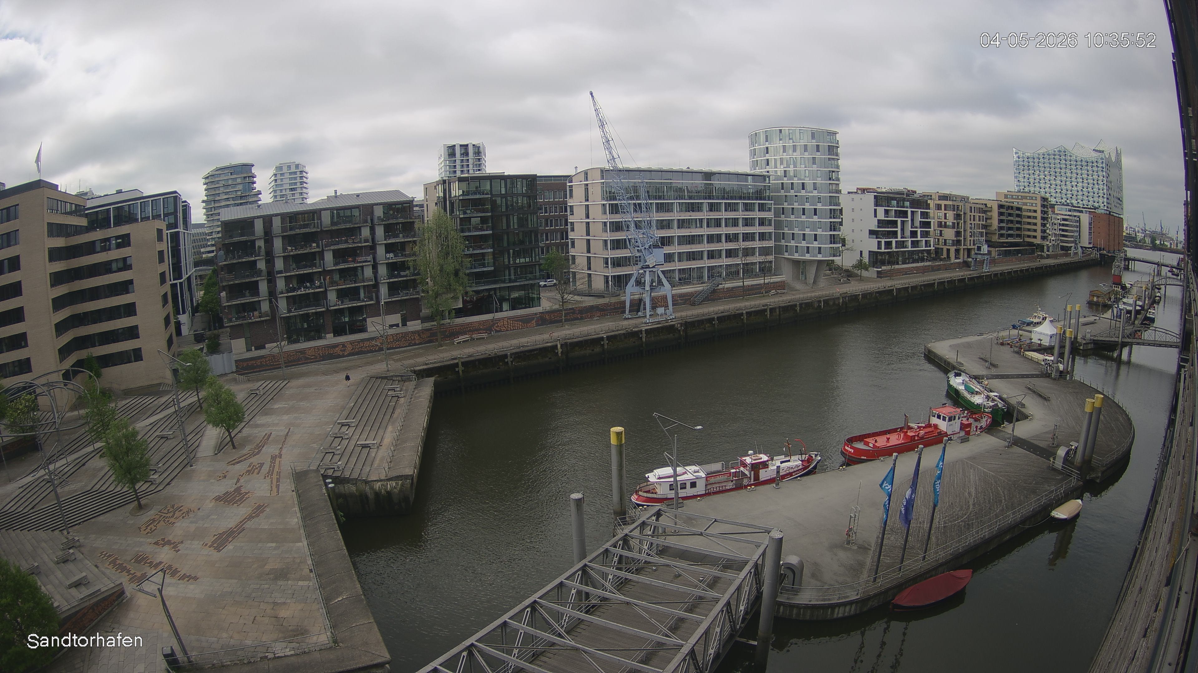 Archiv Foto Webcam Hamburg: HafenCity und Elbphilharmonie