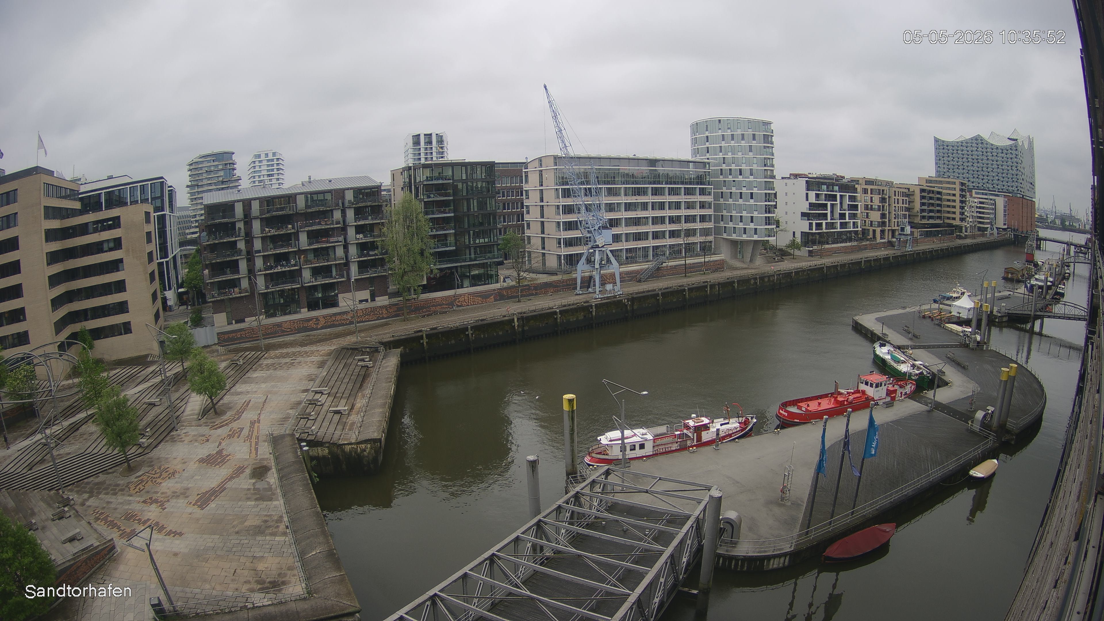 Archived image Webcam Harbour Hall Hamburg