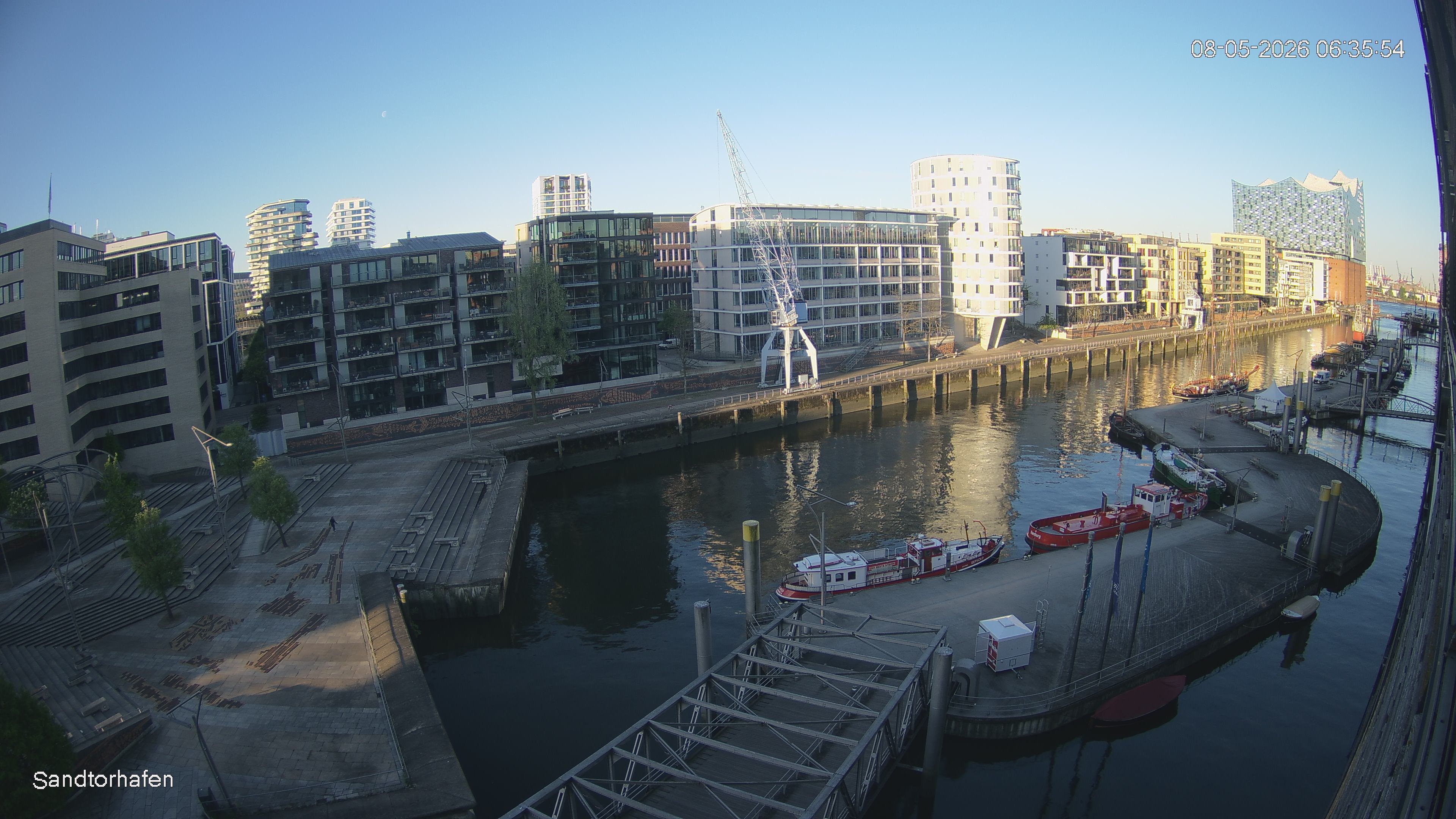 Archiv Foto Webcam Hamburg: HafenCity und Elbphilharmonie