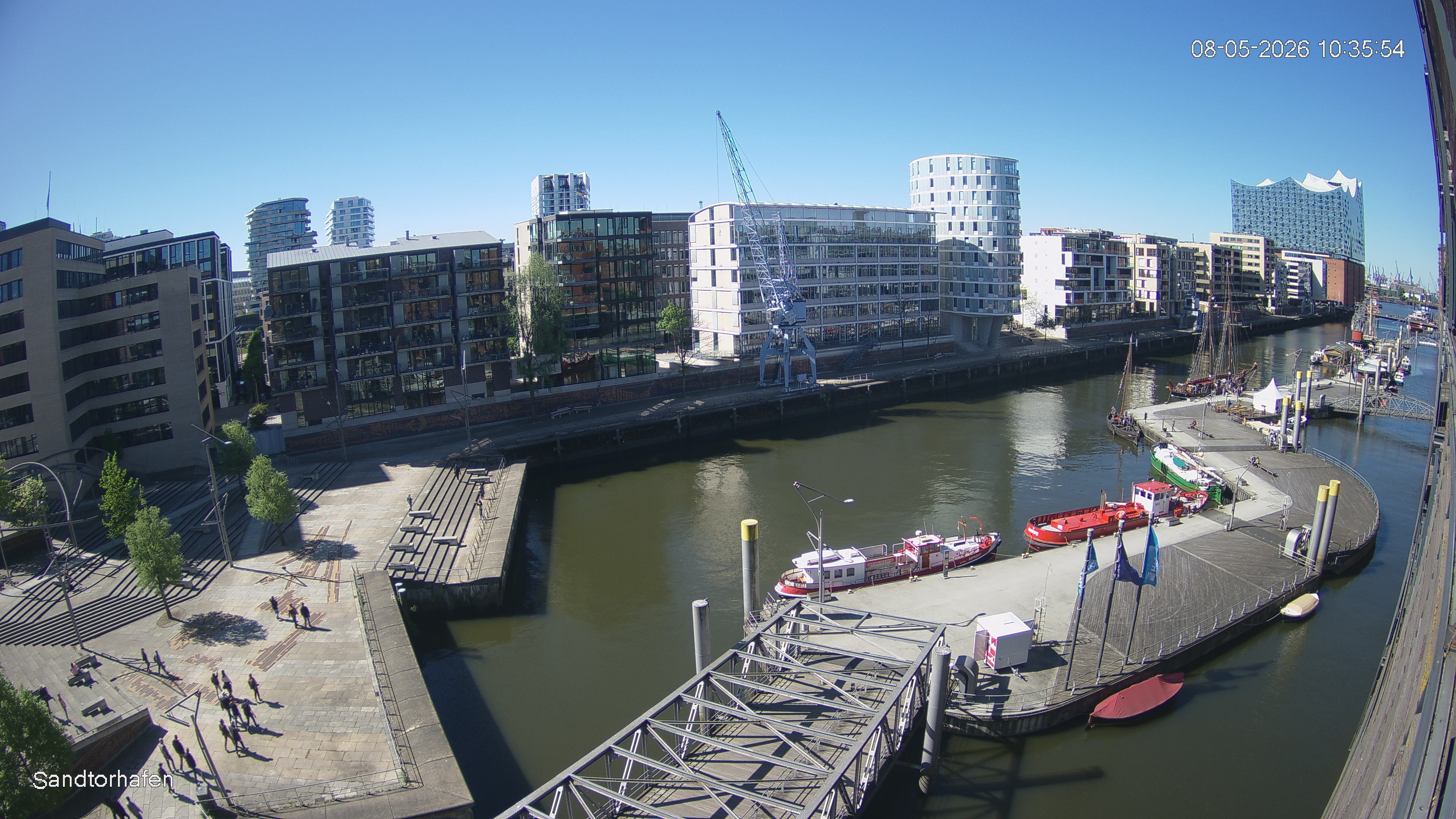 Archiv Foto Webcam Hamburg: HafenCity und Elbphilharmonie