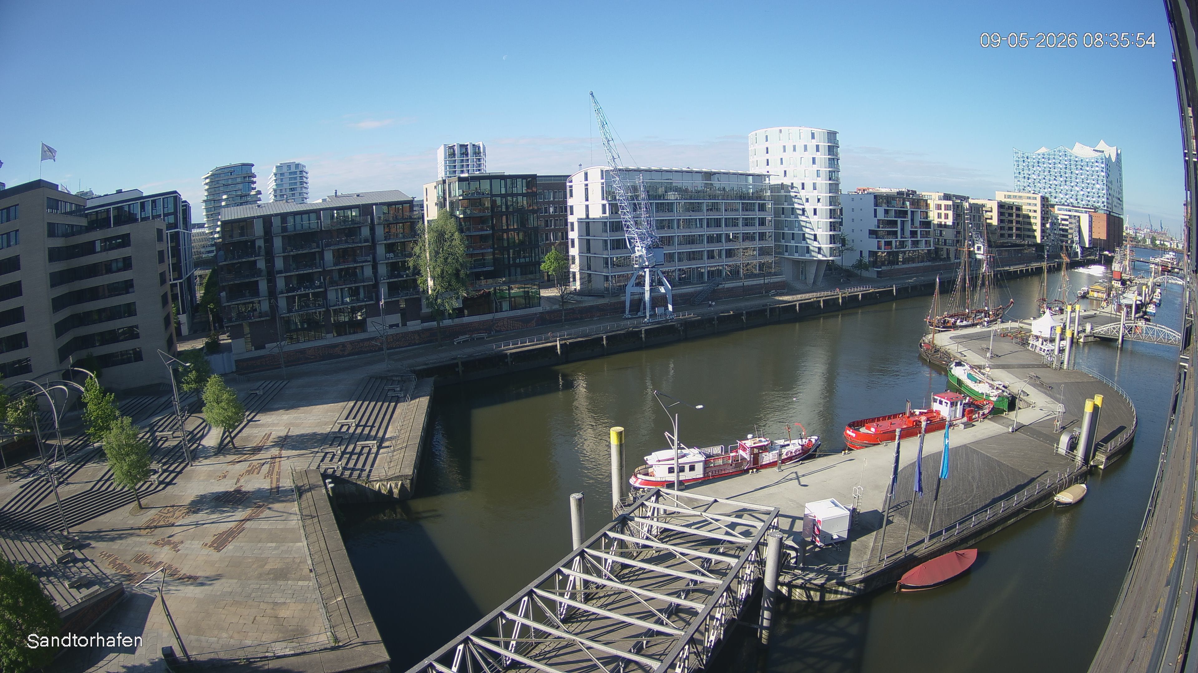 Archiv Foto Webcam Hamburg: HafenCity und Elbphilharmonie