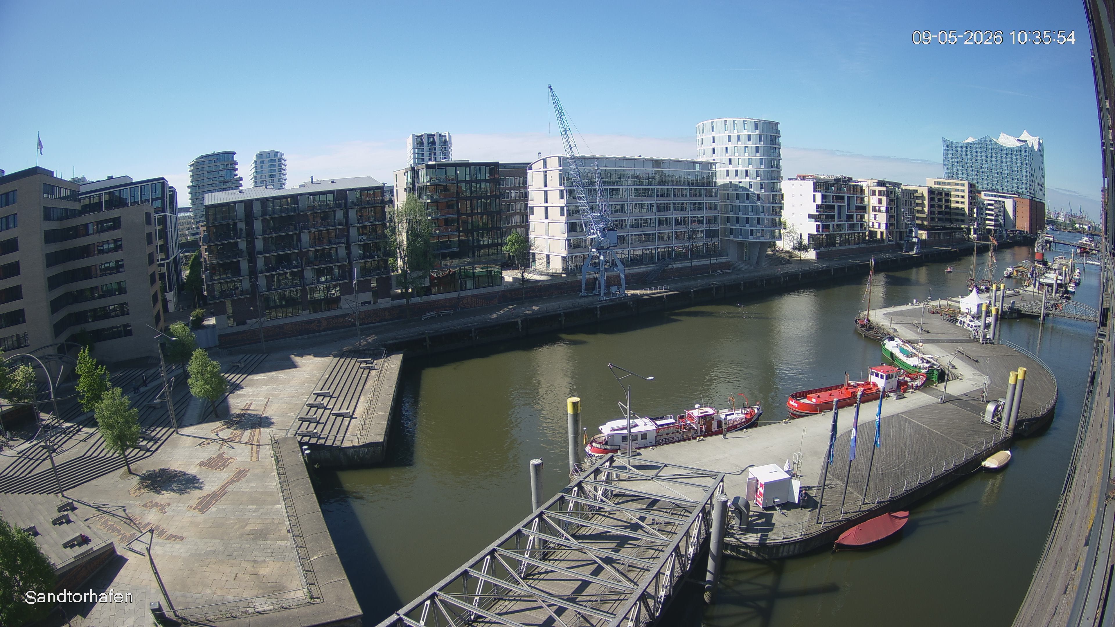 Archiv Foto Webcam Hamburg: HafenCity und Elbphilharmonie