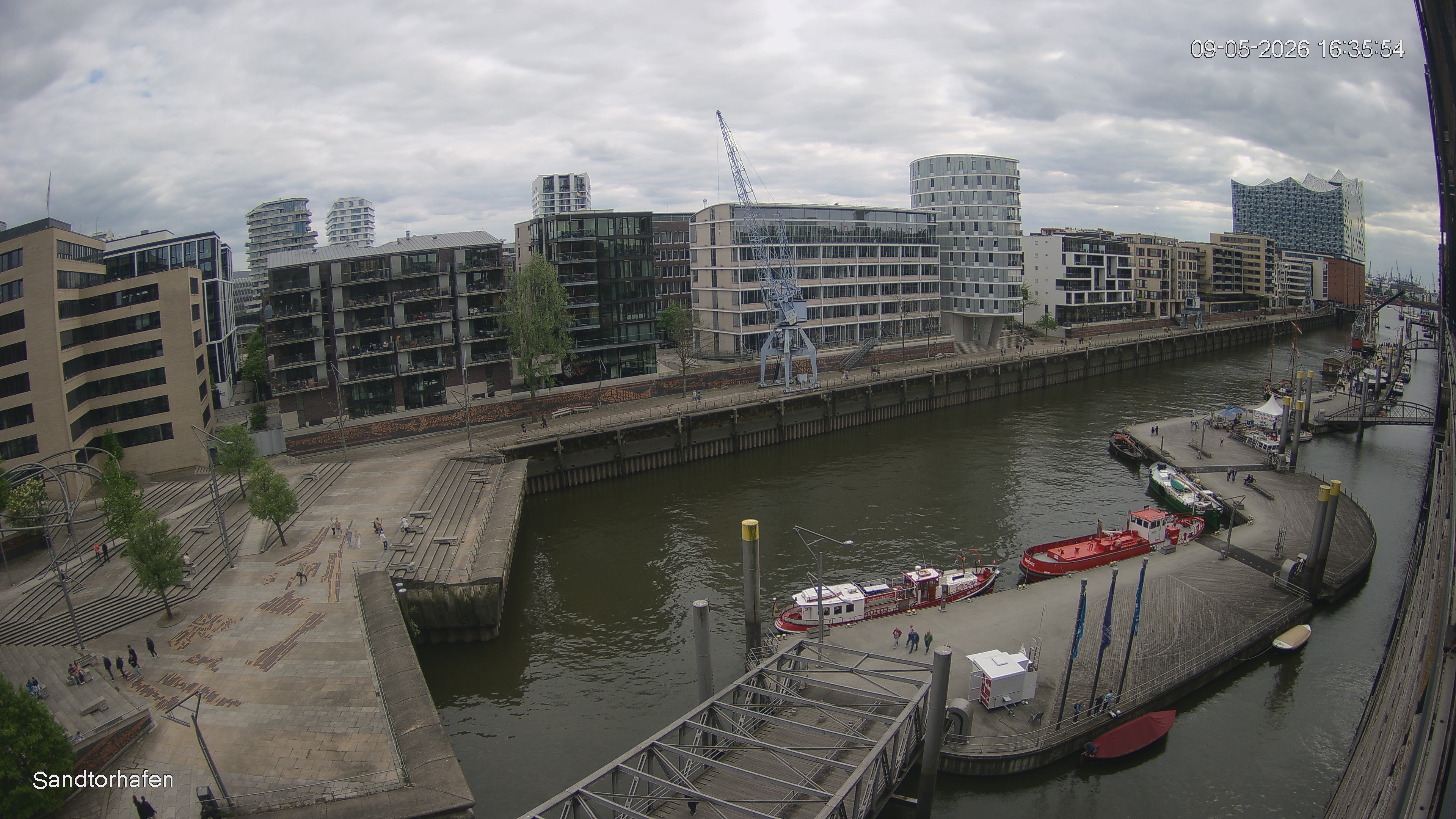 Archiv Foto Webcam Hamburg: HafenCity und Elbphilharmonie