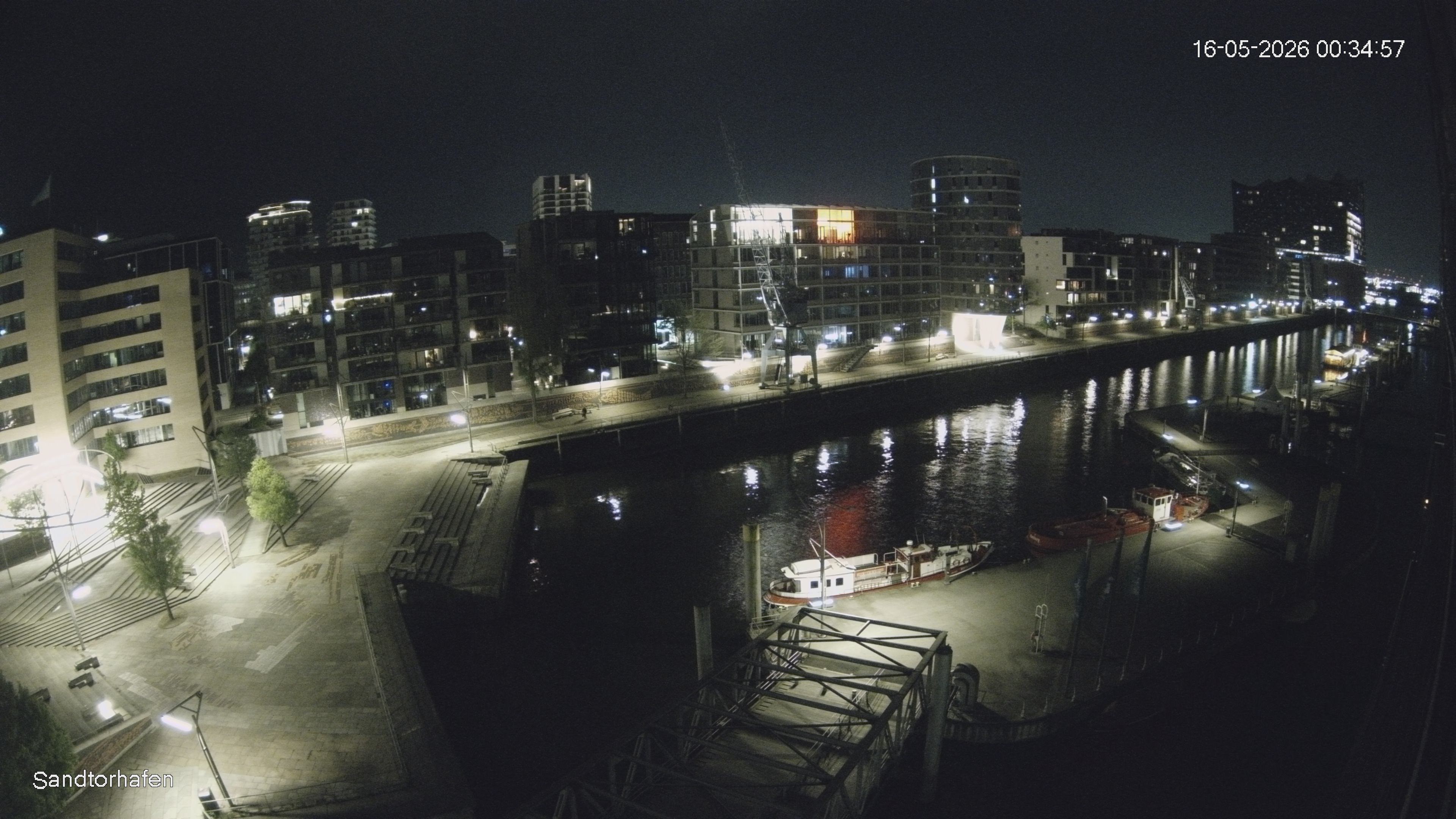 Archiv Foto Webcam Hamburg: HafenCity und Elbphilharmonie
