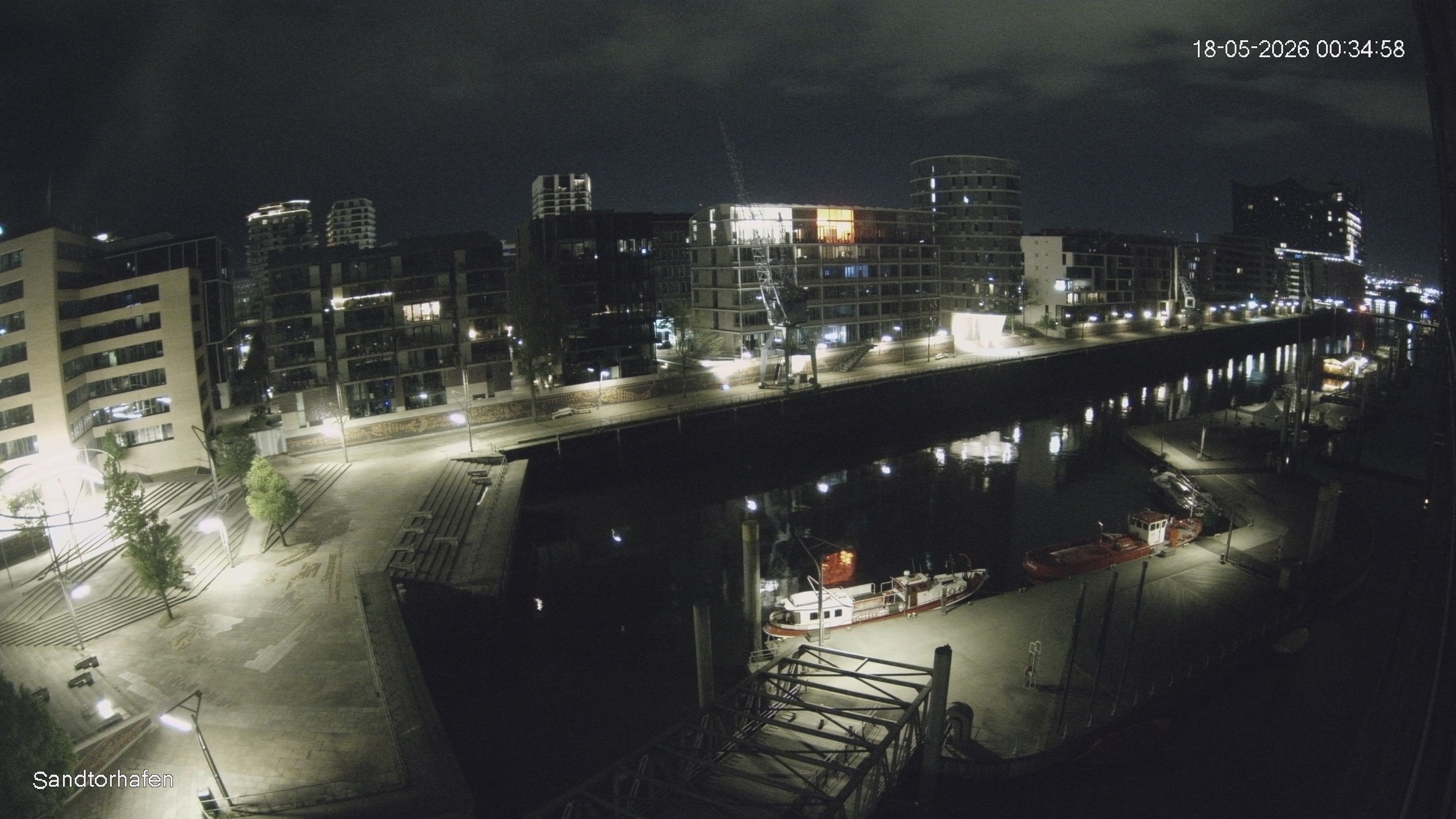 Archiv Foto Webcam Hamburg: HafenCity und Elbphilharmonie