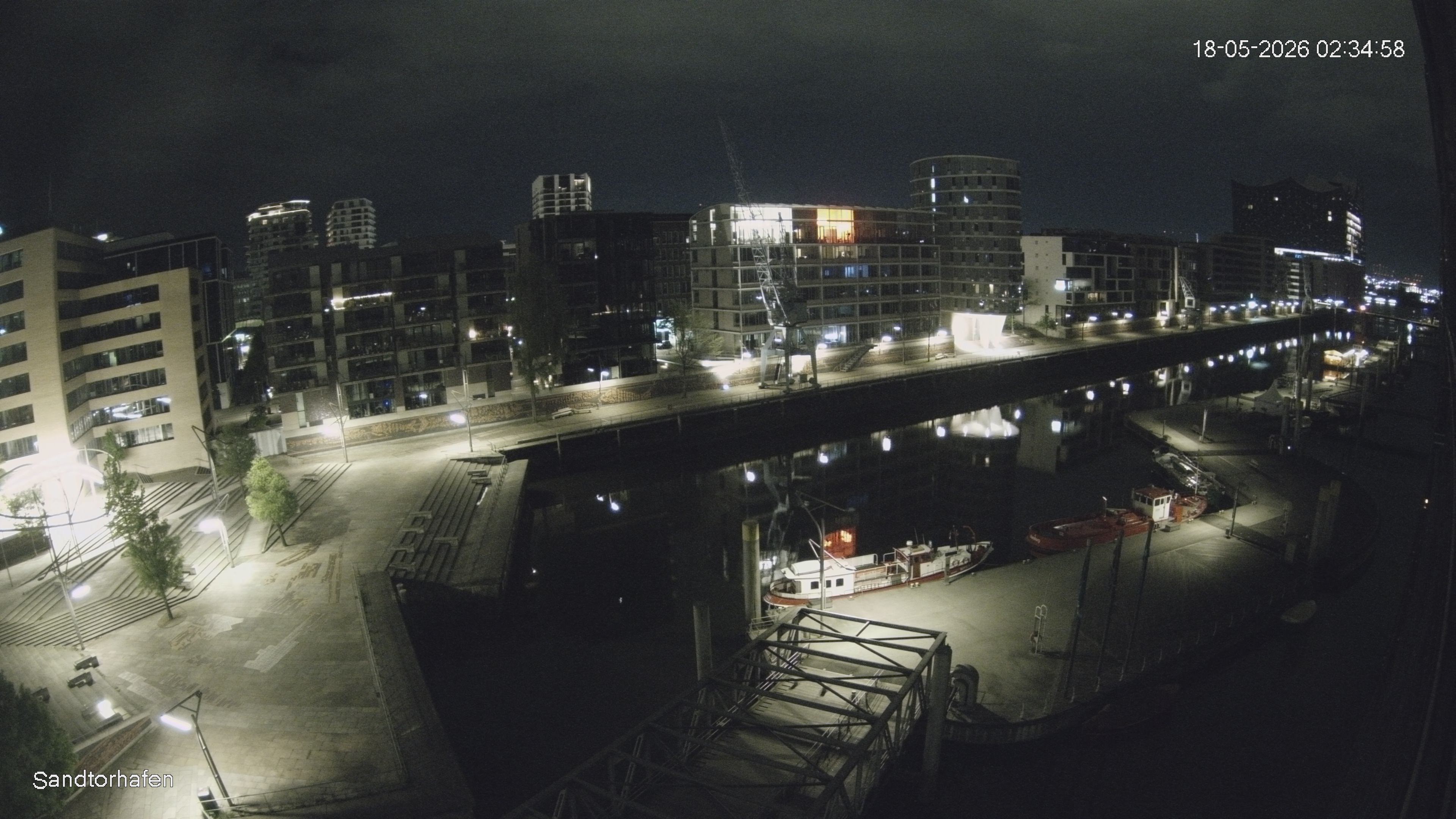 Archiv Foto Webcam Hamburg: HafenCity und Elbphilharmonie