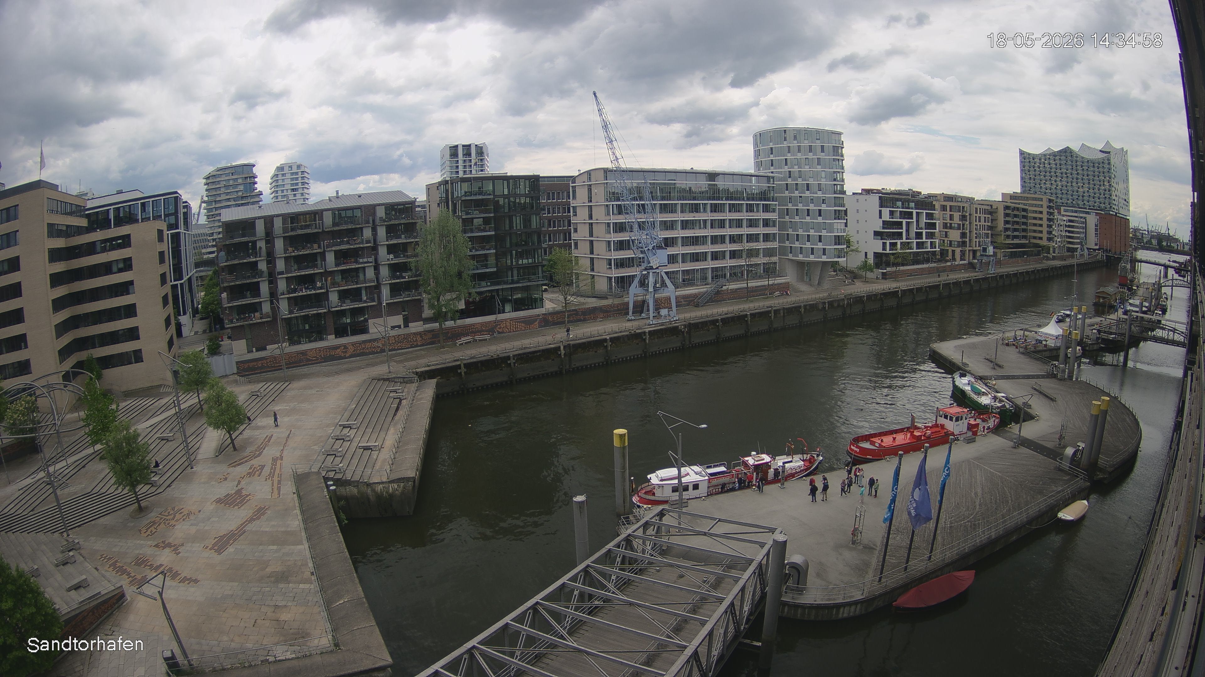 Archiv Foto Webcam Hamburg: HafenCity und Elbphilharmonie
