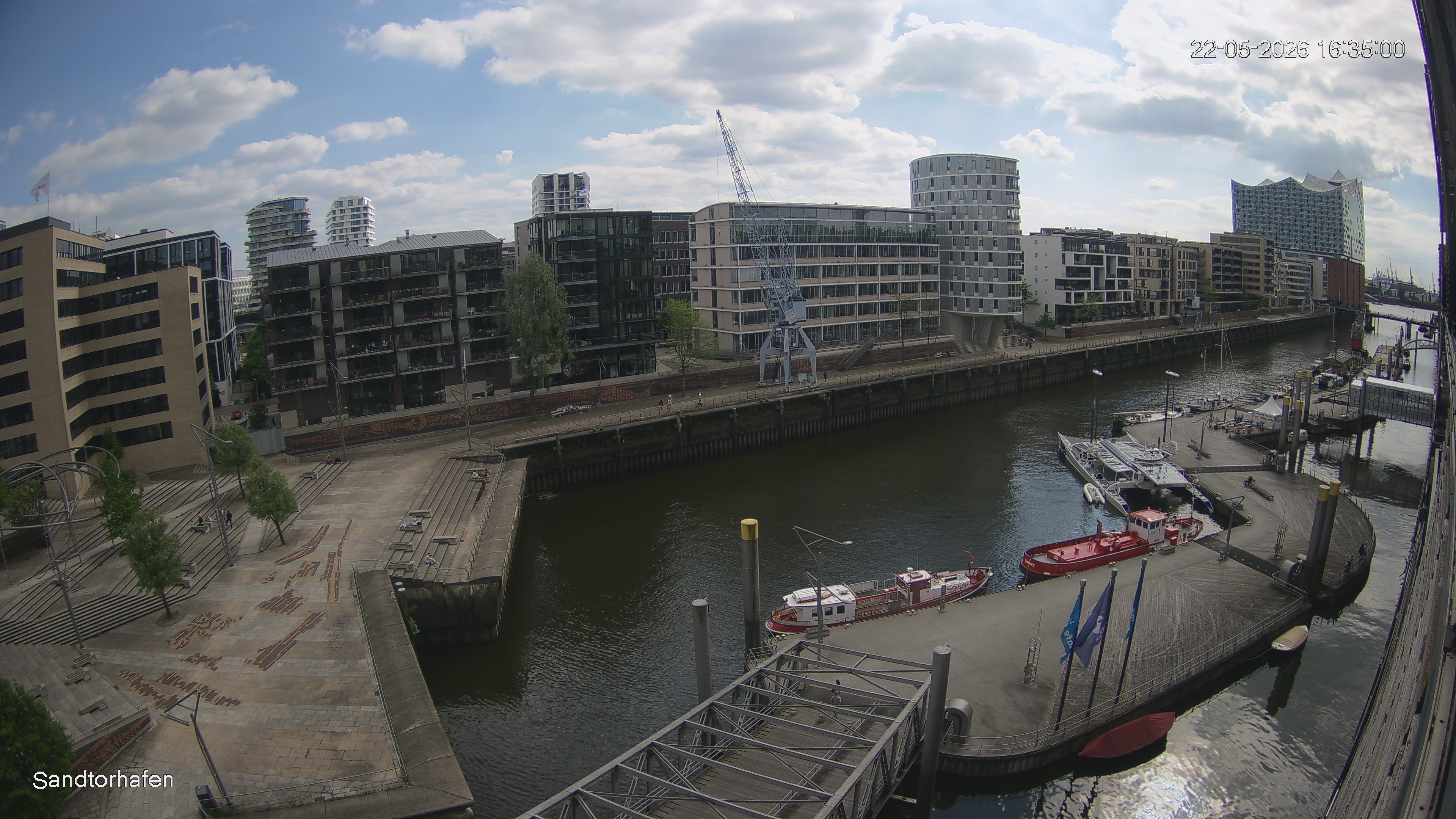 Archiv Foto Webcam Hamburg: HafenCity und Elbphilharmonie