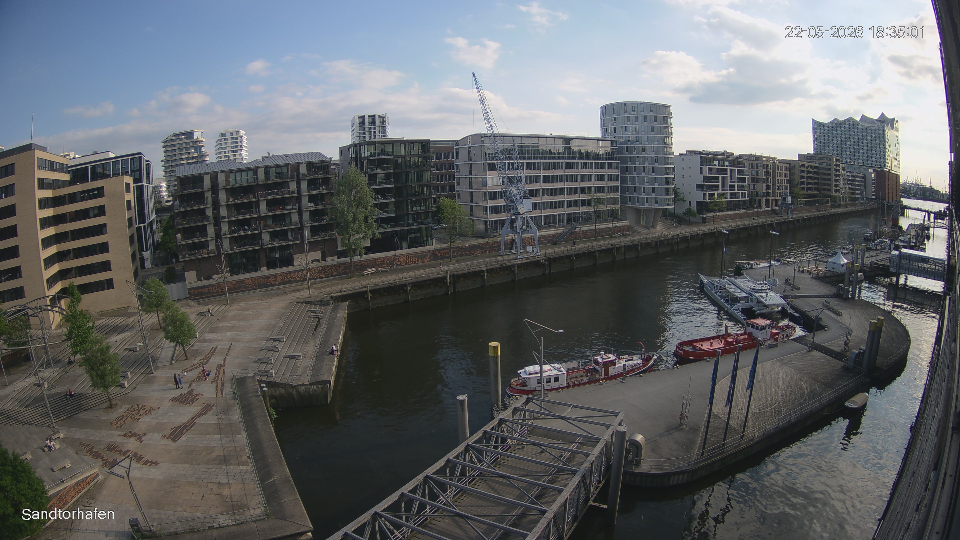 Archiv Foto Webcam Hamburg: HafenCity und Elbphilharmonie