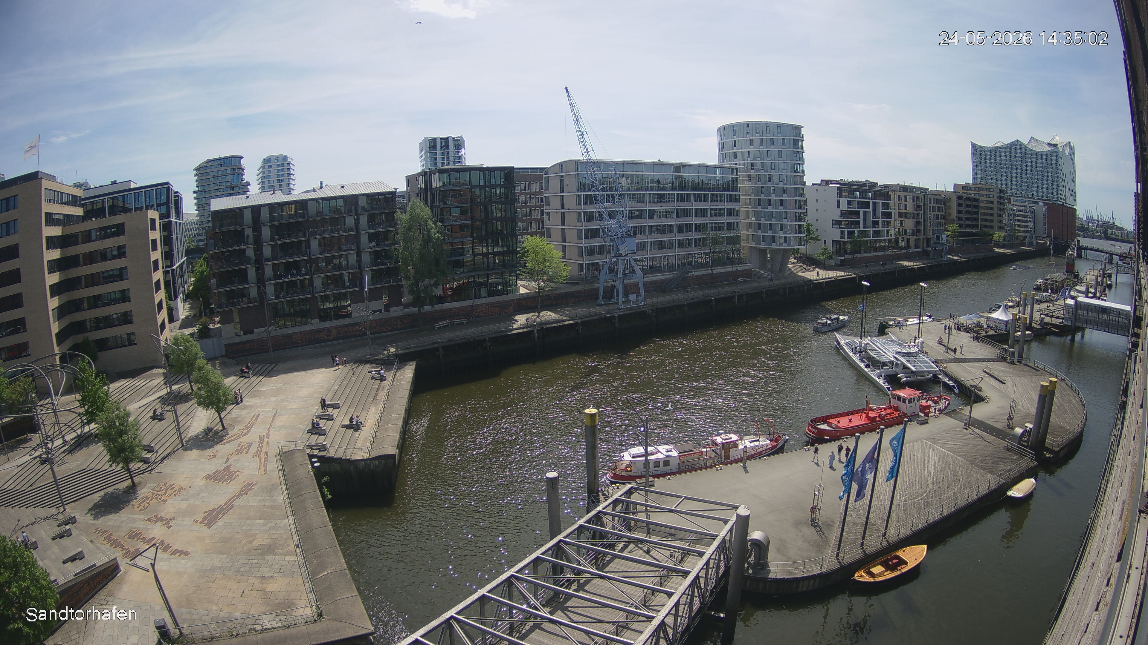Archiv Foto Webcam Hamburg: HafenCity und Elbphilharmonie