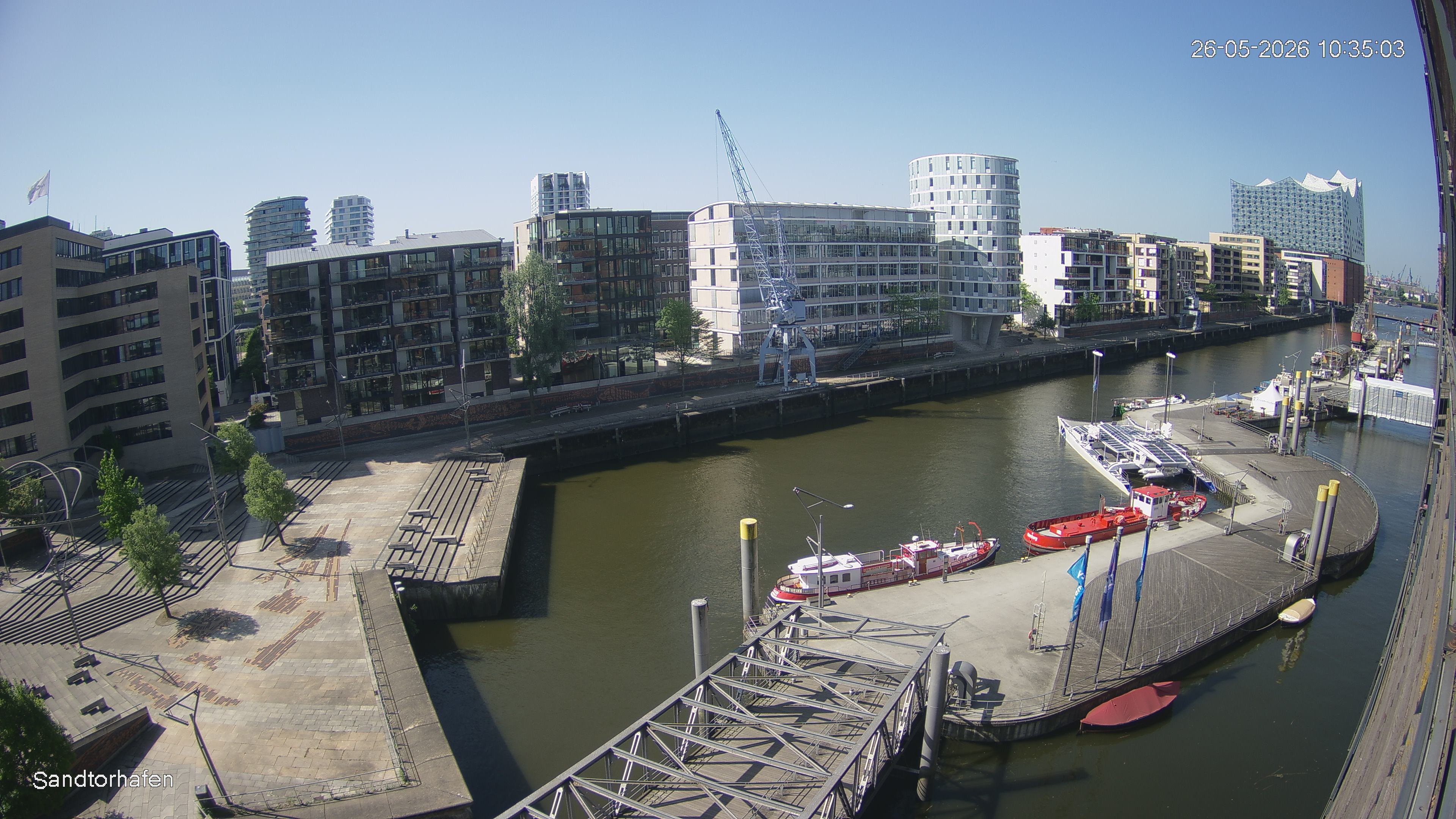 Archived image Webcam Harbour Hall Hamburg