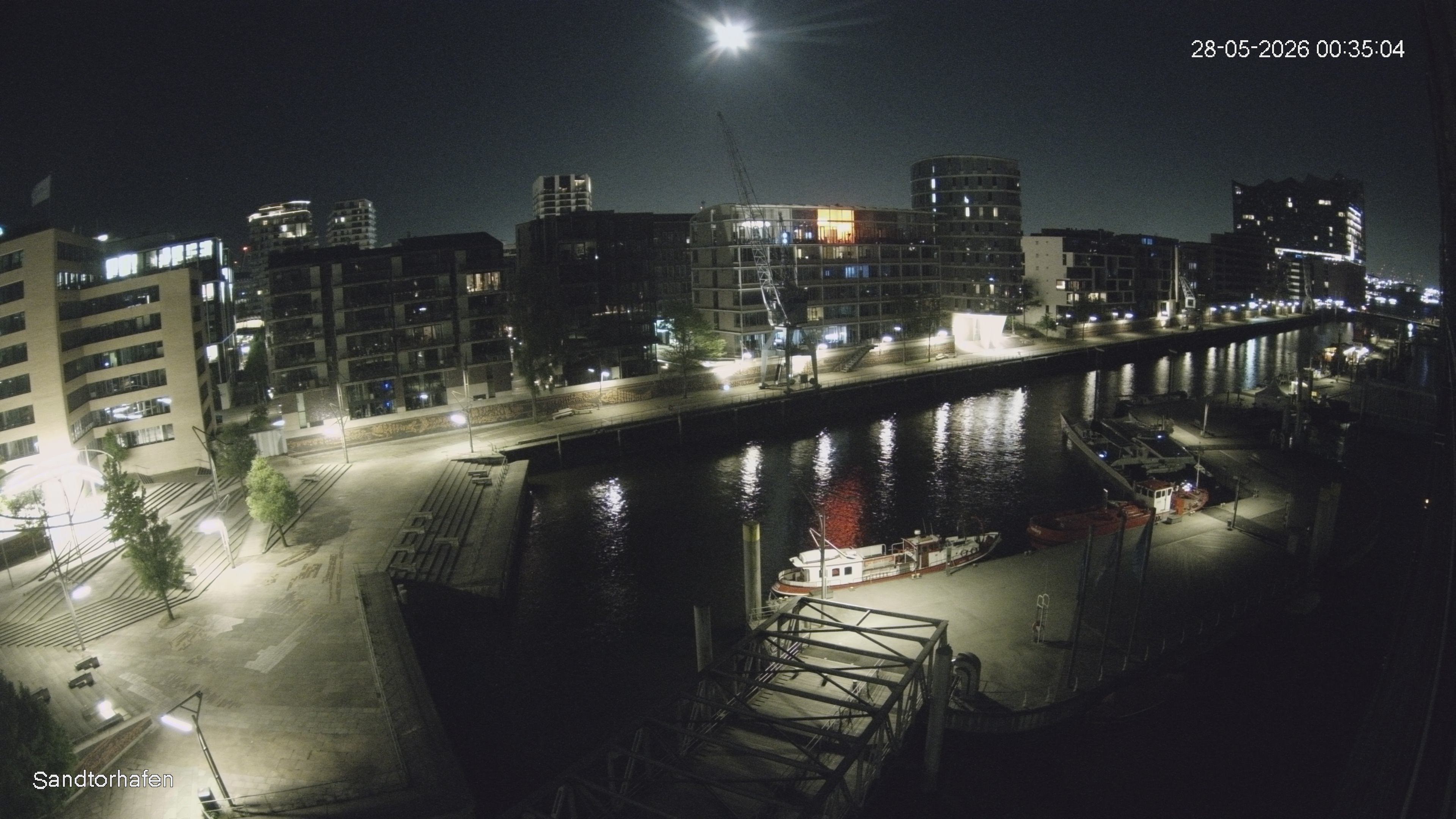 Archived image Webcam Harbour Hall Hamburg