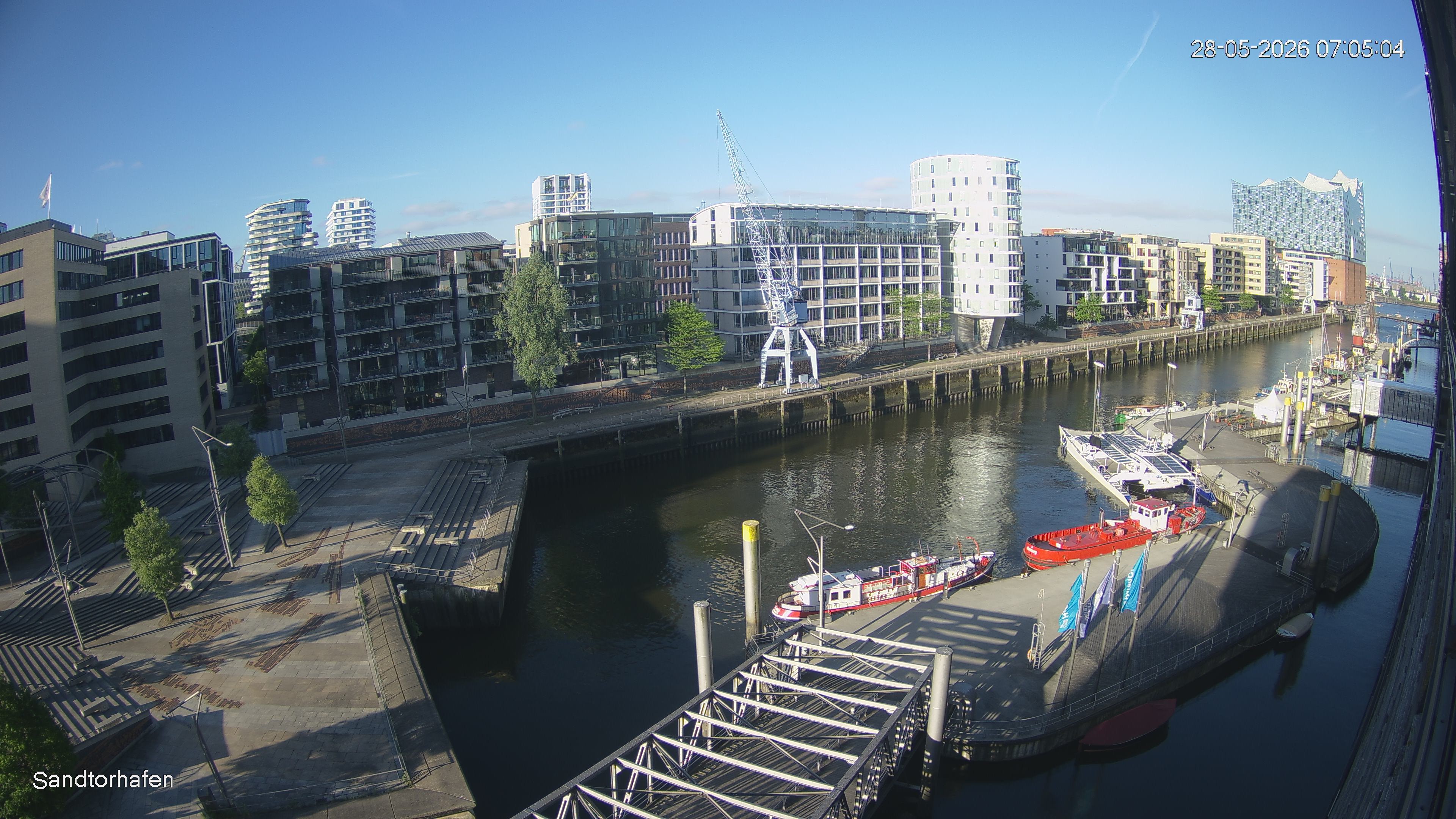 Archived image Webcam Harbour Hall Hamburg