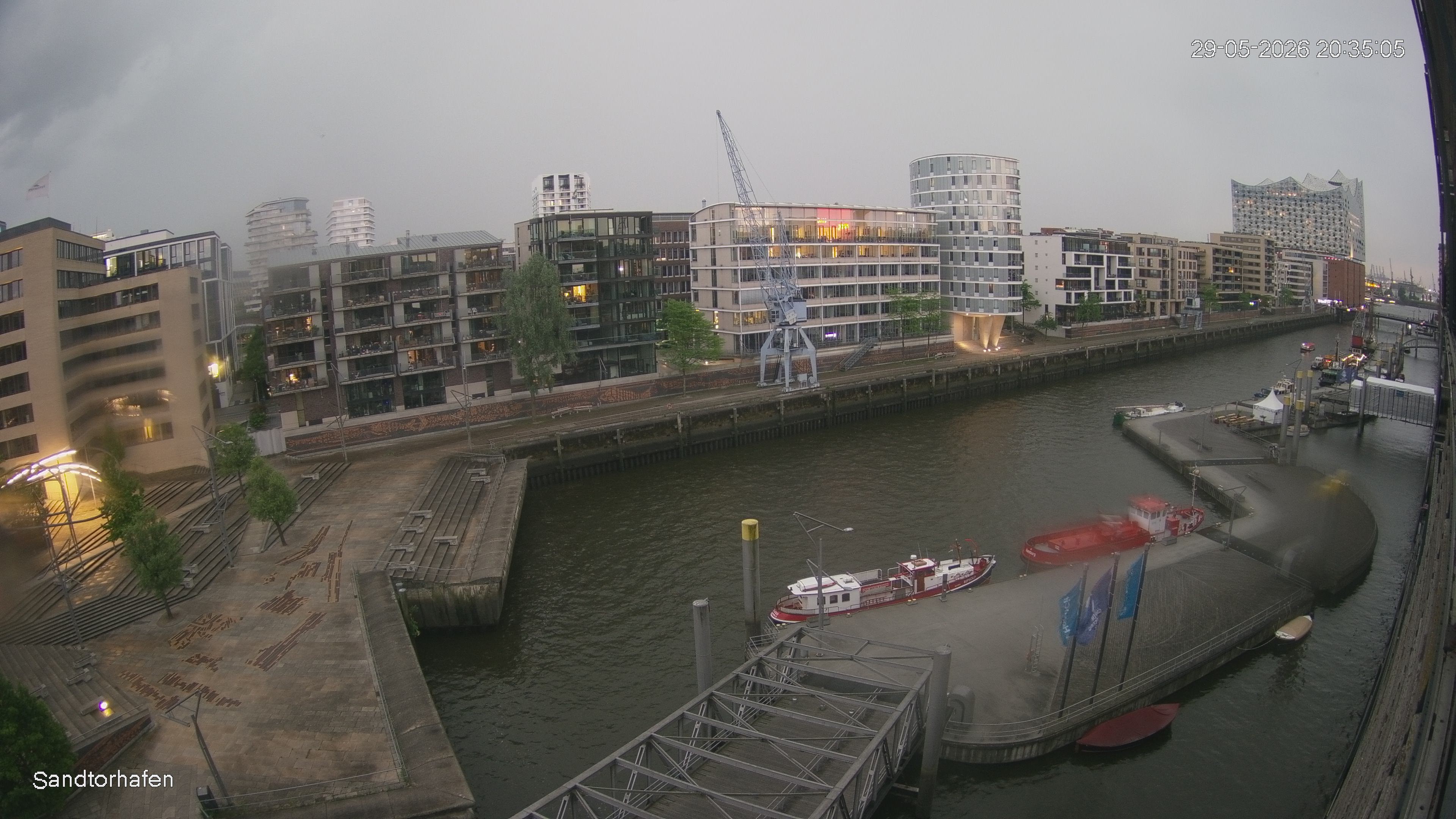 Archiv Foto Webcam Hamburg: HafenCity und Elbphilharmonie