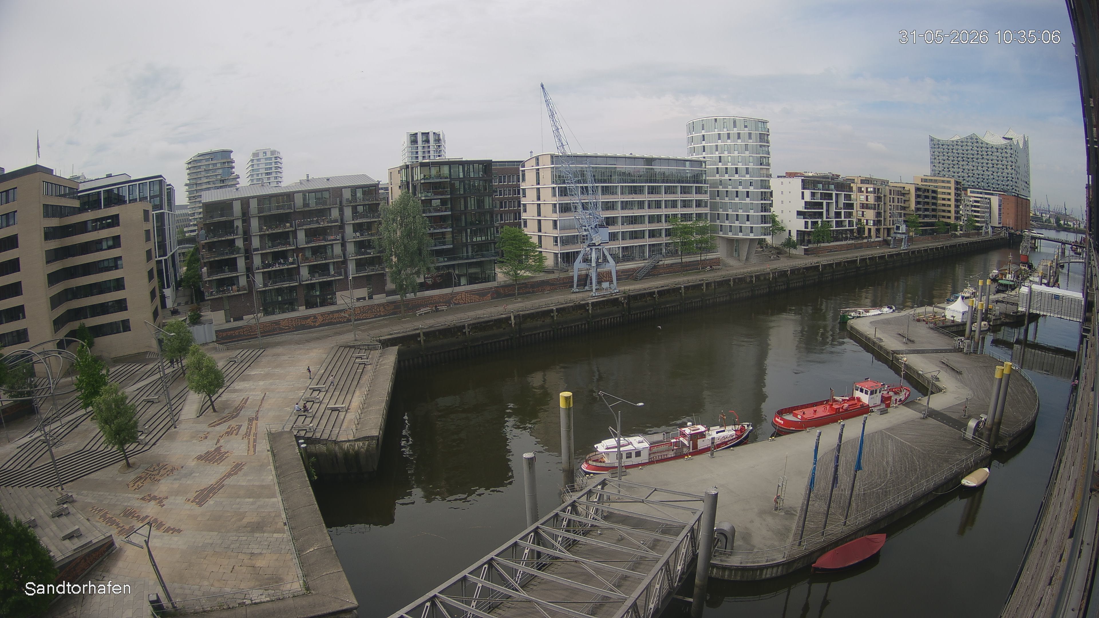 Archived image Webcam Harbour Hall Hamburg