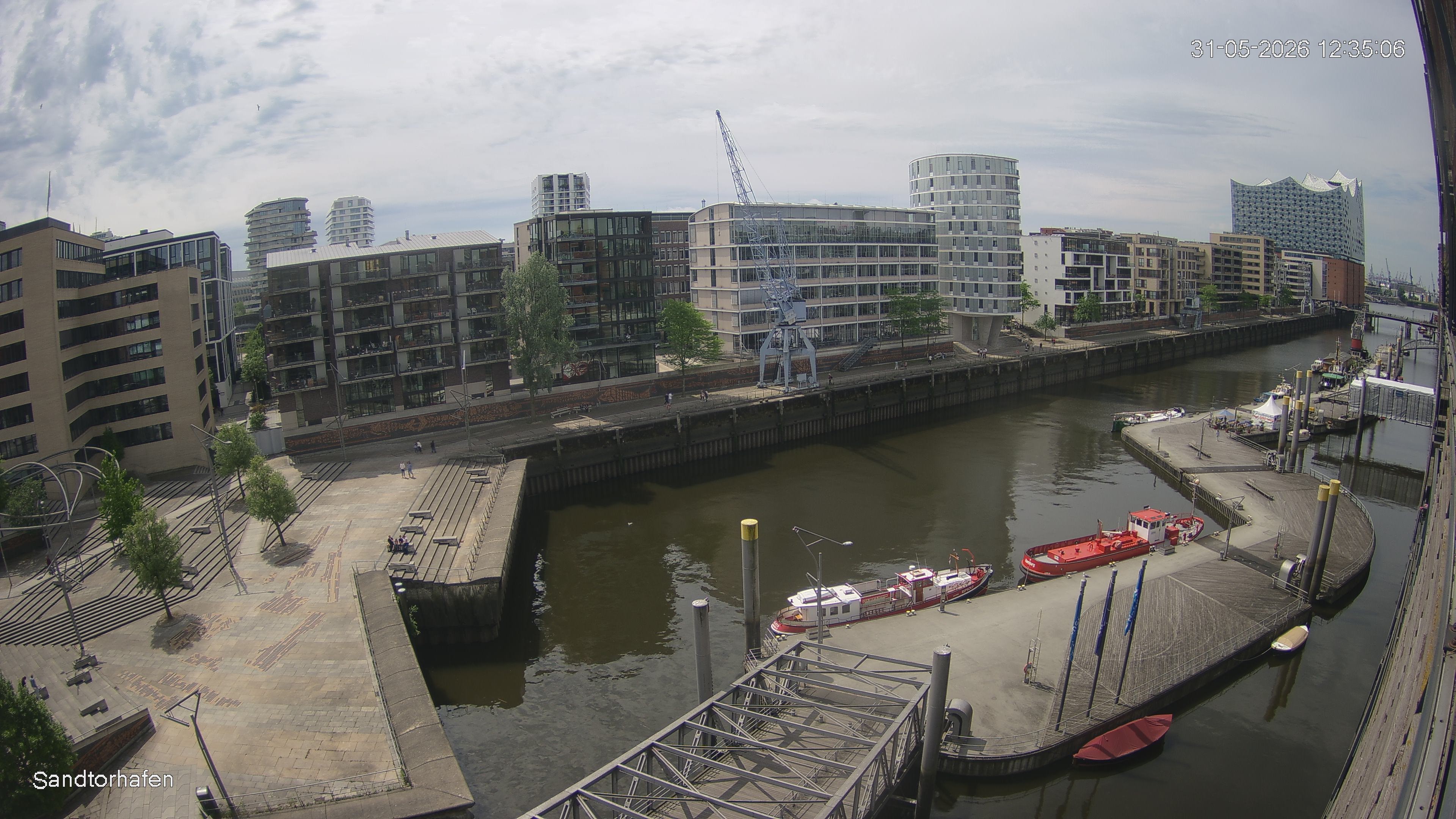 Archiv Foto Webcam Hamburg: HafenCity und Elbphilharmonie