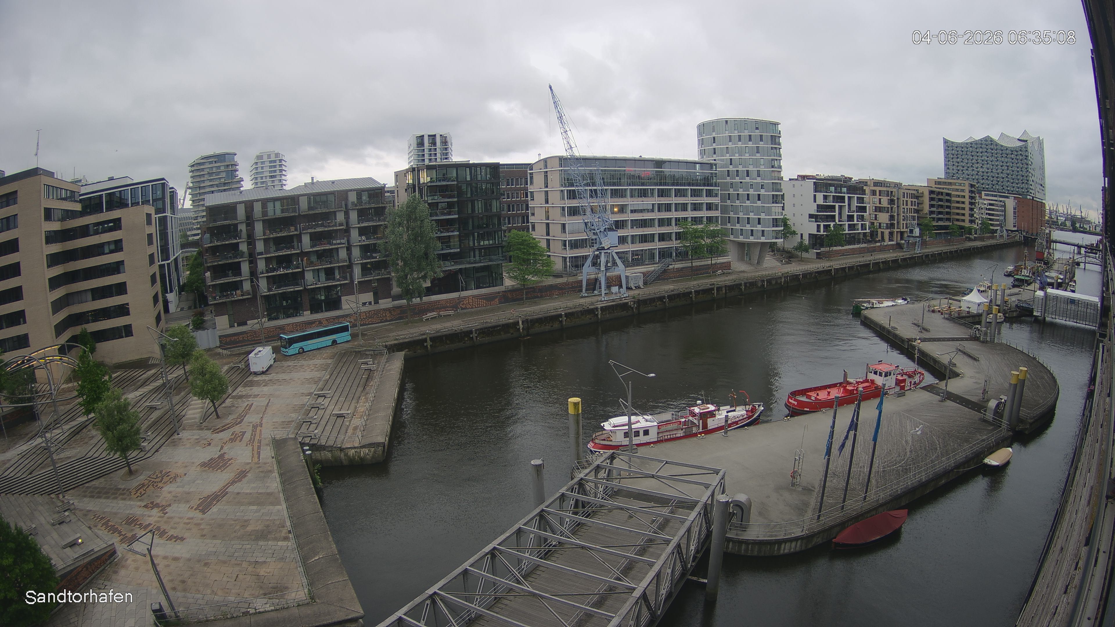 Archiv Foto Webcam Hamburg: HafenCity und Elbphilharmonie