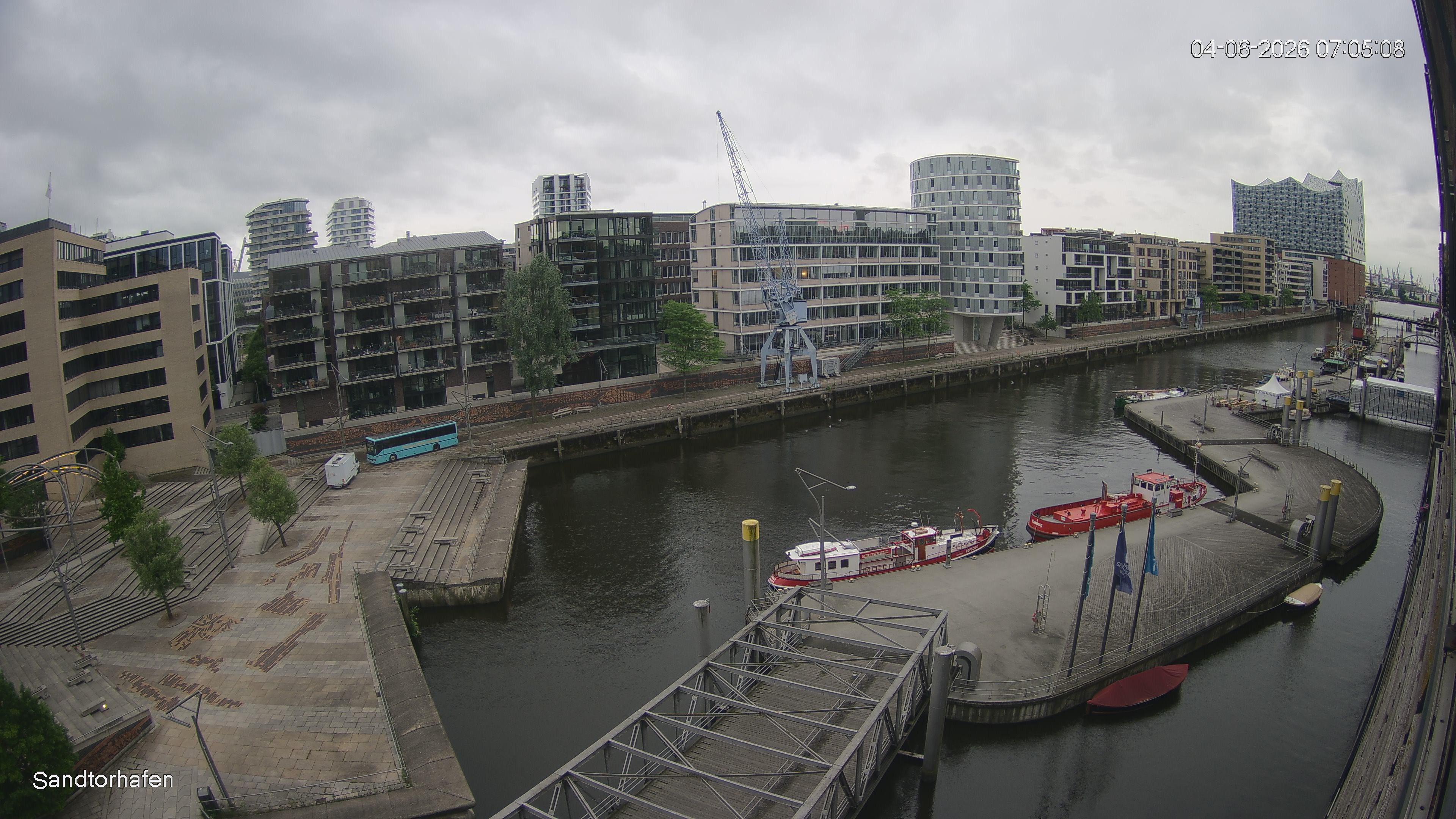 Archiv Foto Webcam Hamburg: HafenCity und Elbphilharmonie