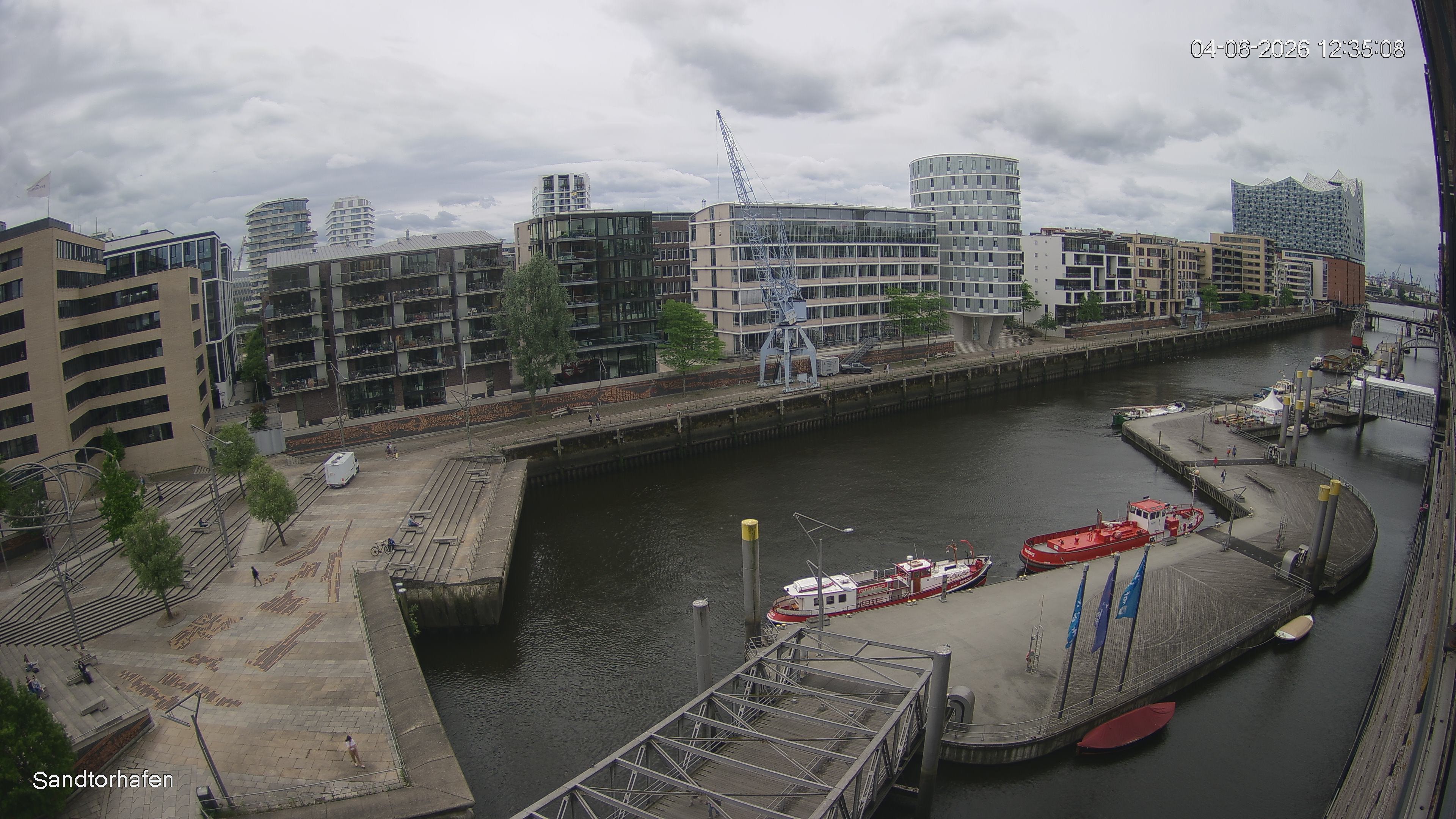 Archiv Foto Webcam Hamburg: HafenCity und Elbphilharmonie