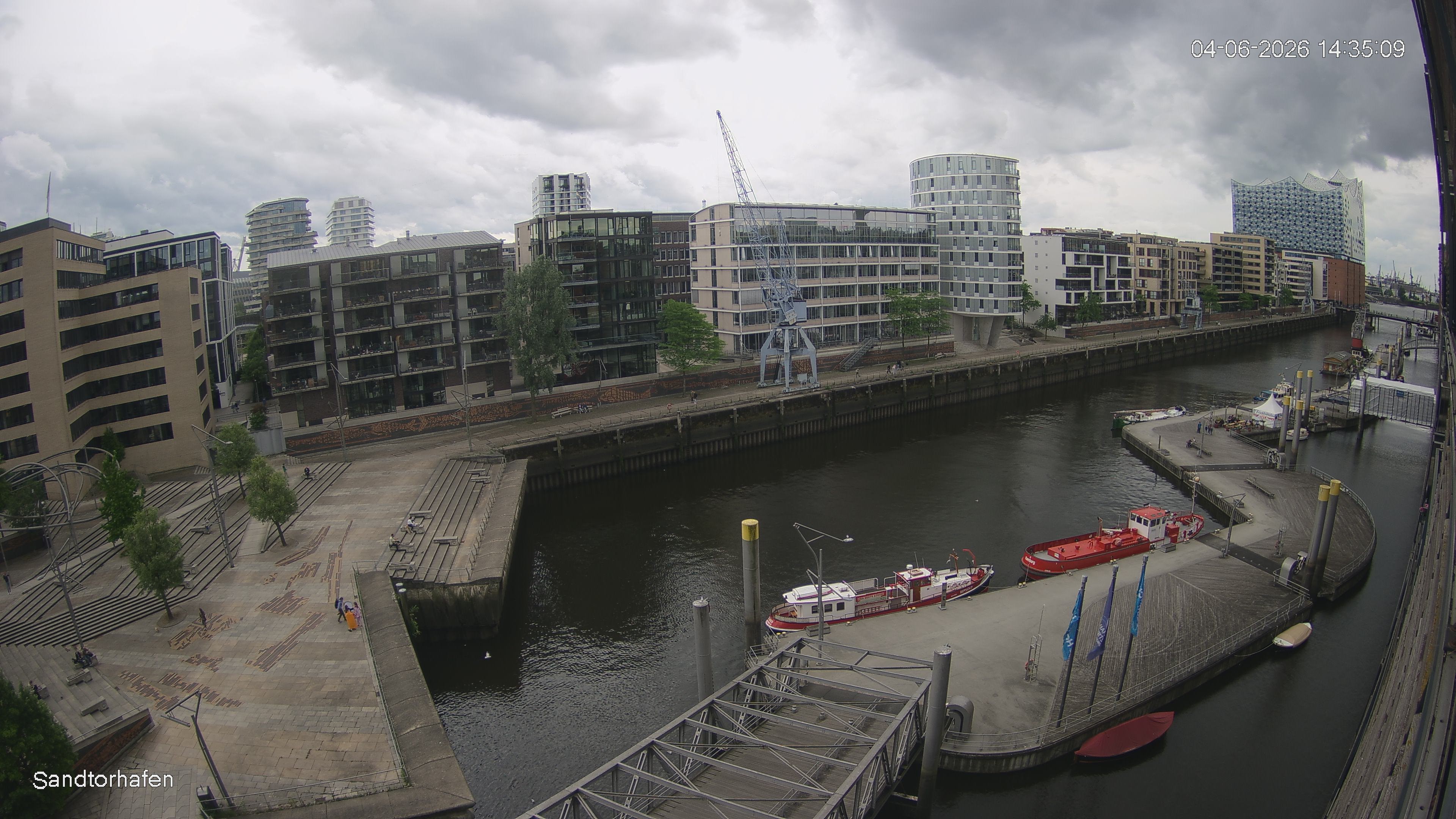 Archiv Foto Webcam Hamburg: HafenCity und Elbphilharmonie