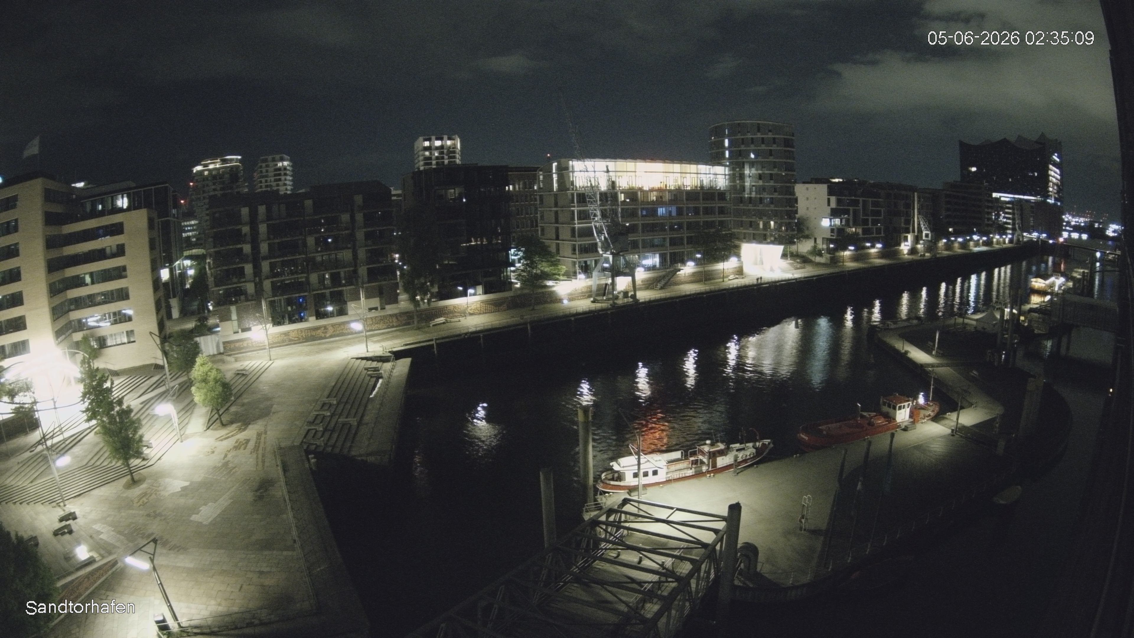 Archiv Foto Webcam Hamburg: HafenCity und Elbphilharmonie