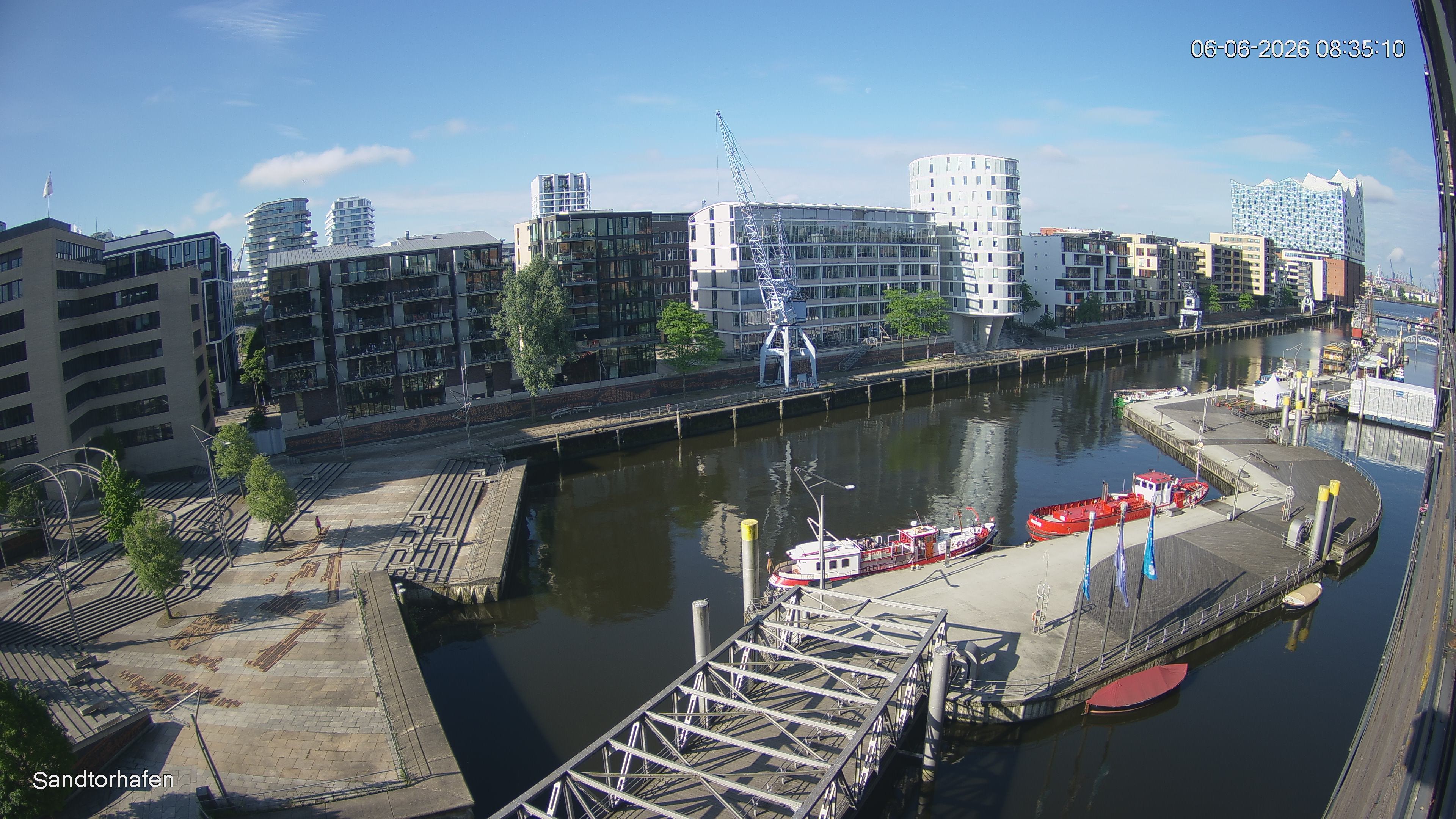 Archiv Foto Webcam Hamburg: HafenCity und Elbphilharmonie