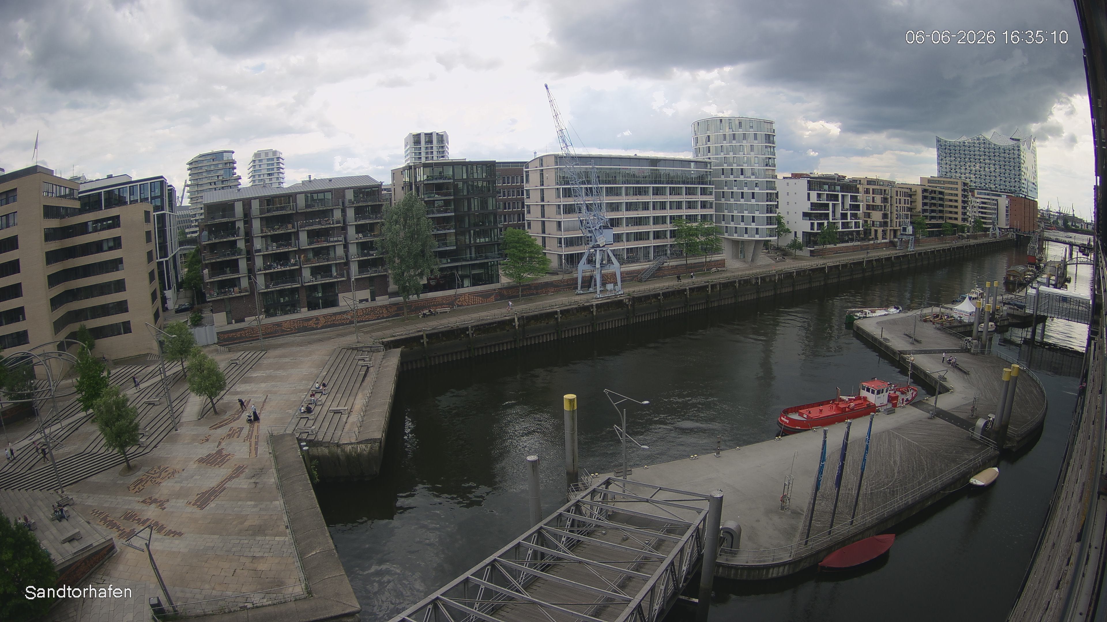 Archiv Foto Webcam Hamburg: HafenCity und Elbphilharmonie