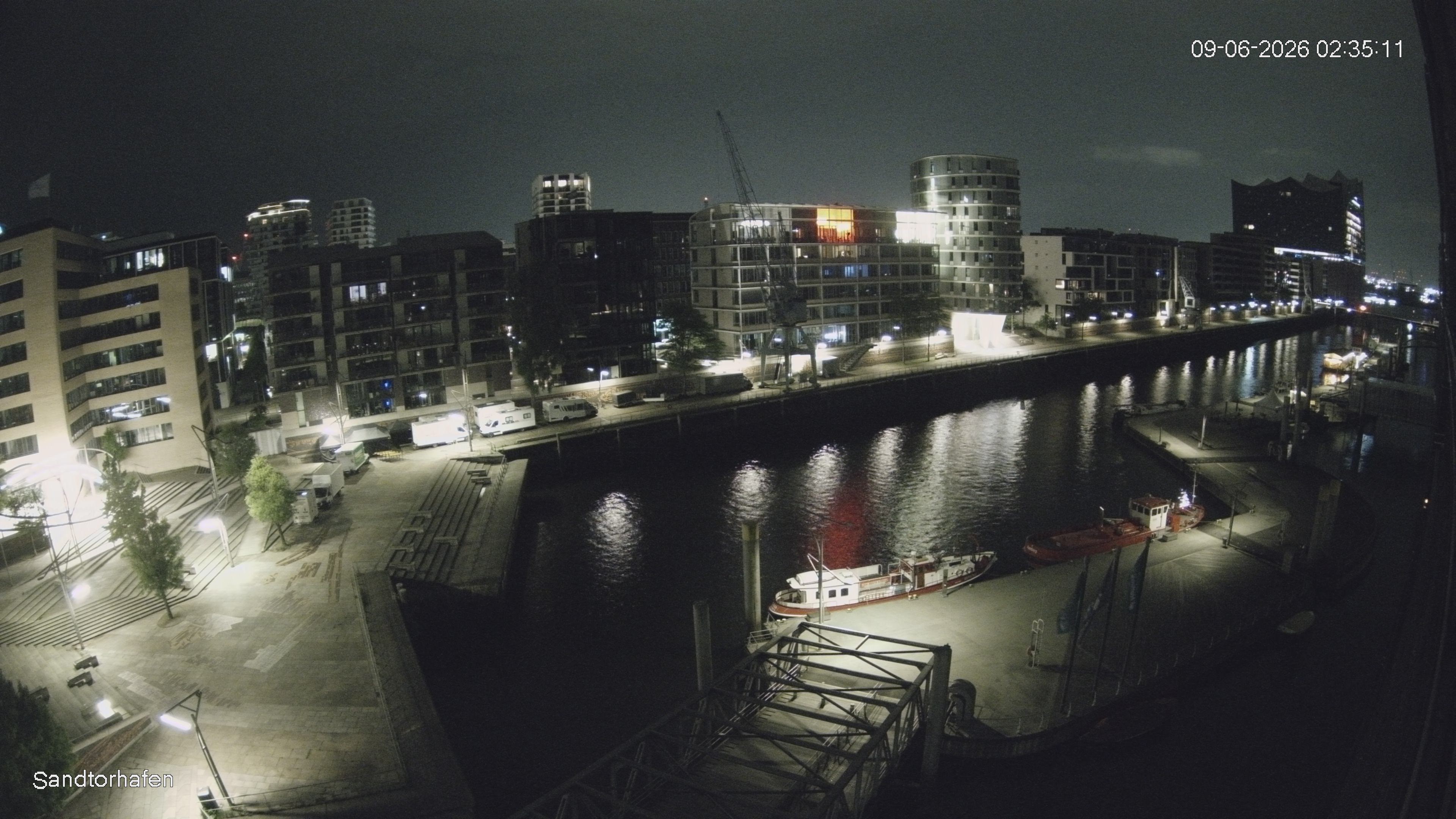 Archiv Foto Webcam Hamburg: HafenCity und Elbphilharmonie