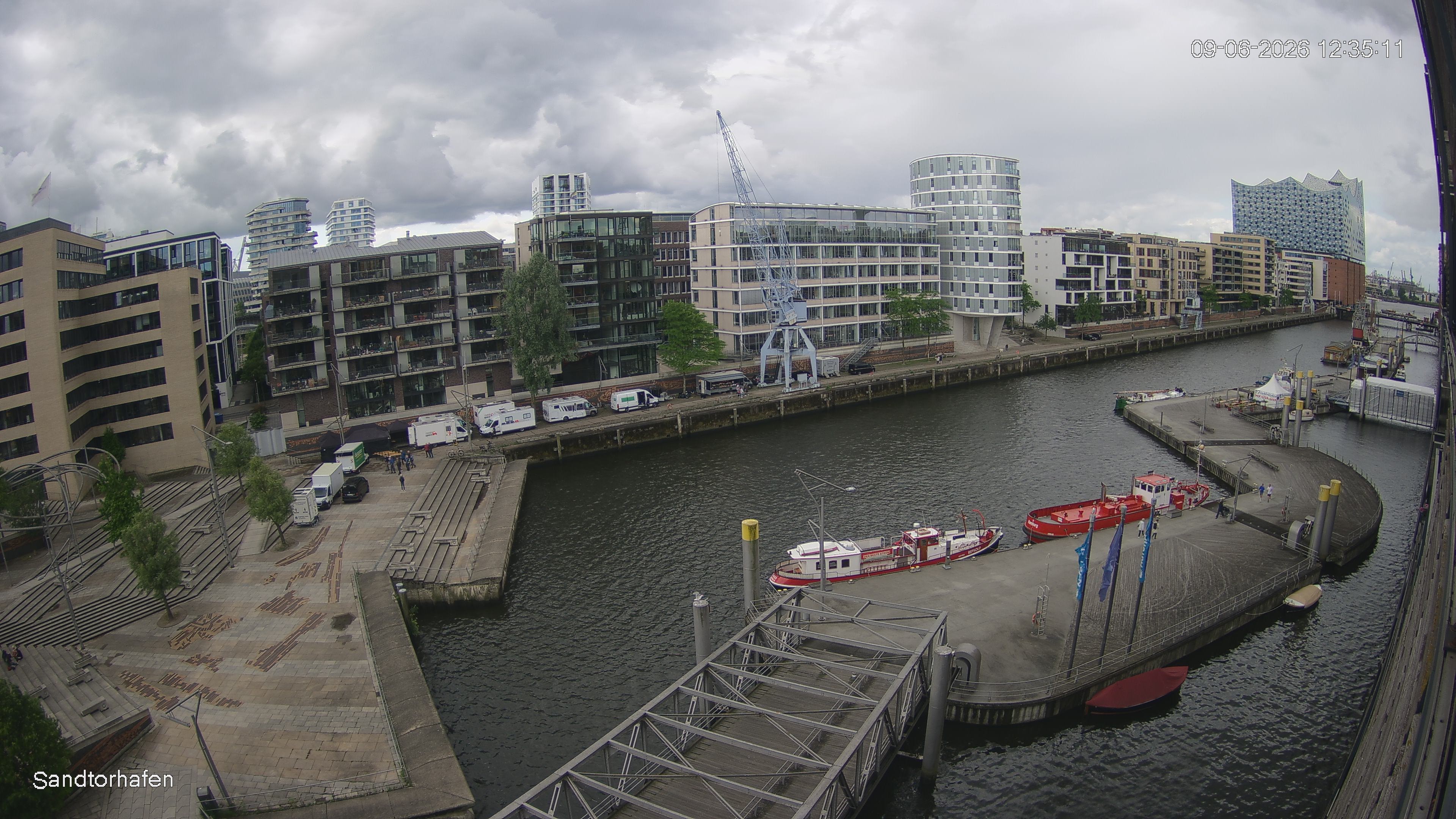 Archived image Webcam Harbour Hall Hamburg