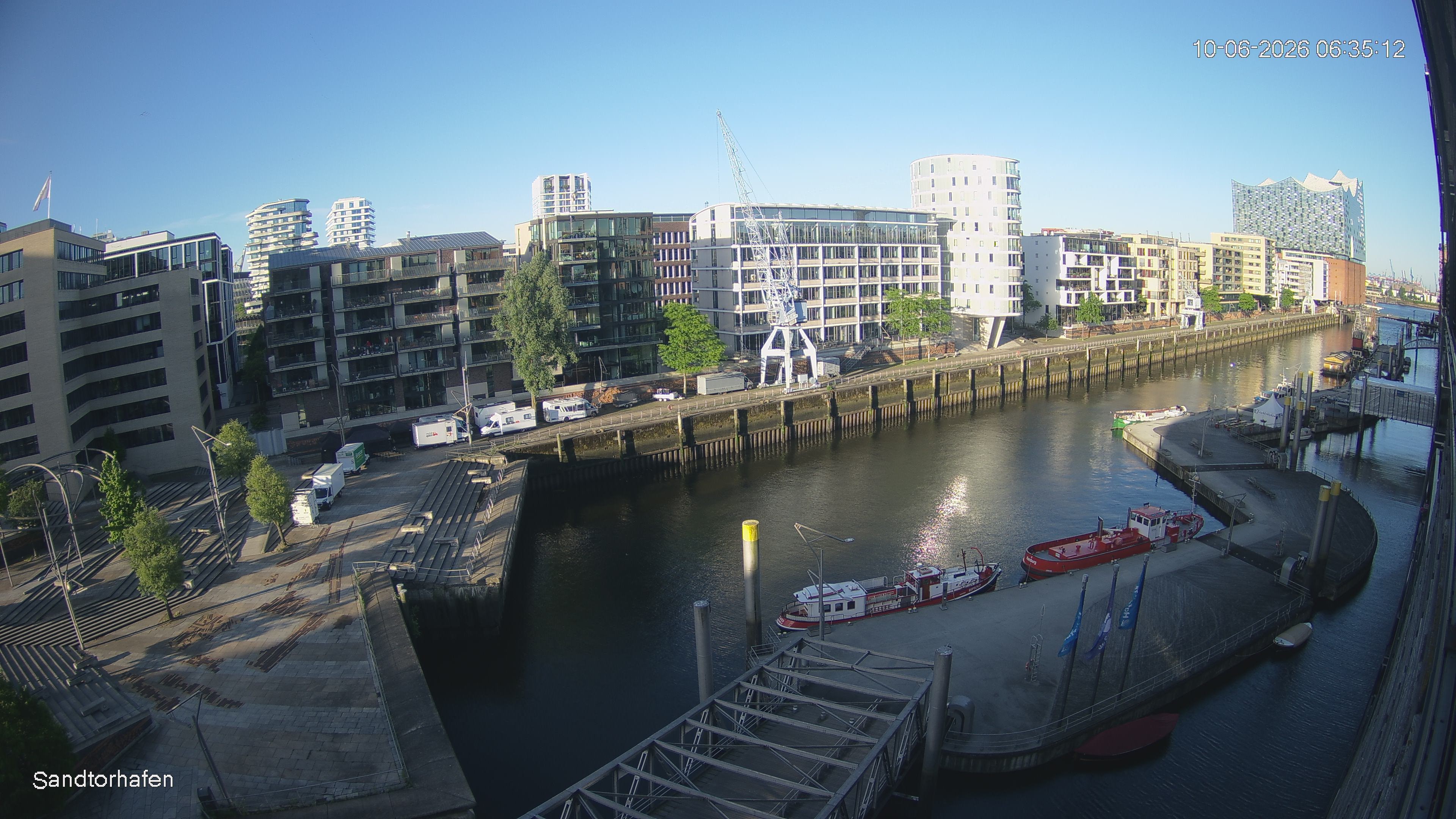 Archiv Foto Webcam Hamburg: HafenCity und Elbphilharmonie