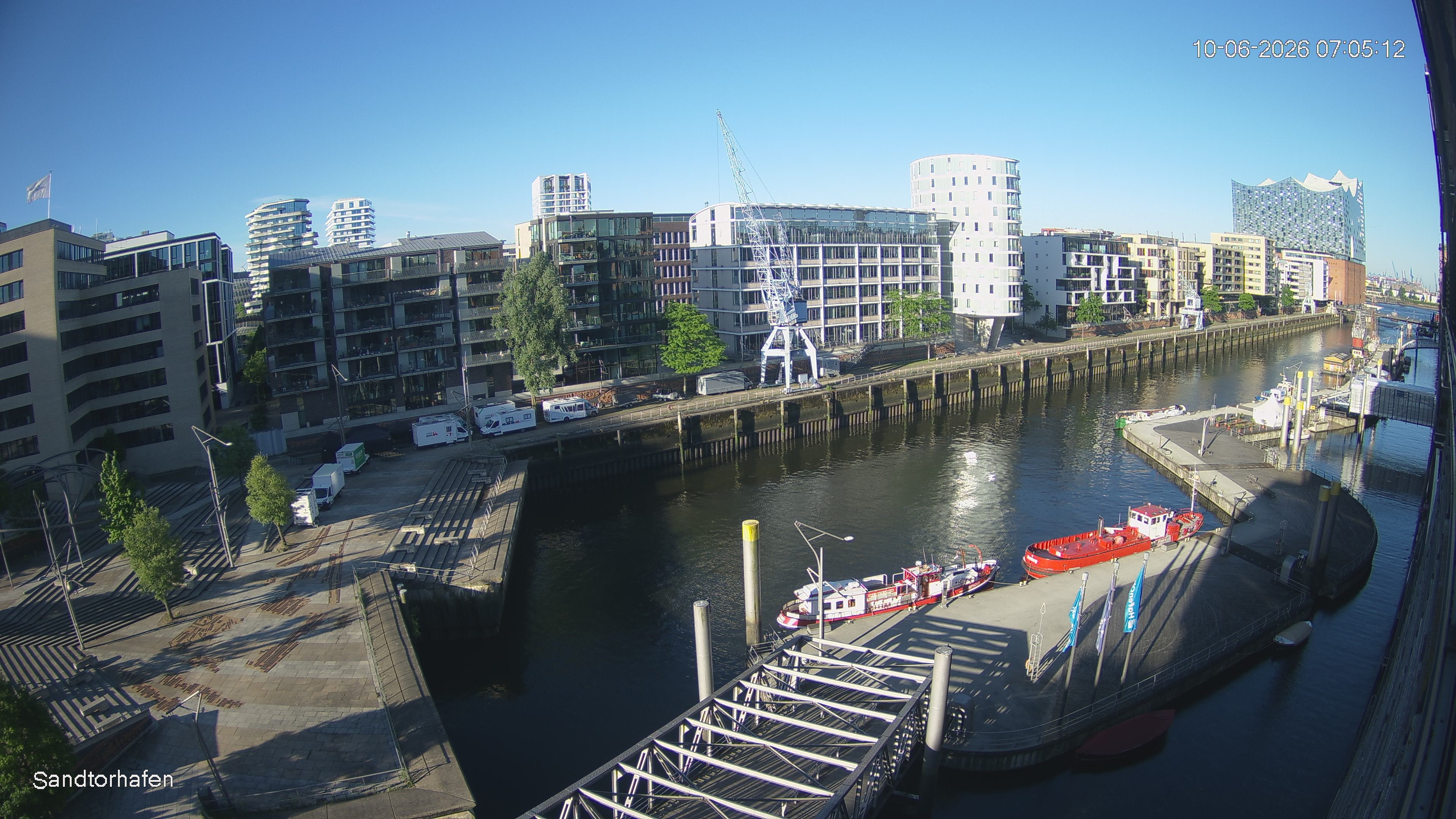 Archiv Foto Webcam Hamburg: HafenCity und Elbphilharmonie